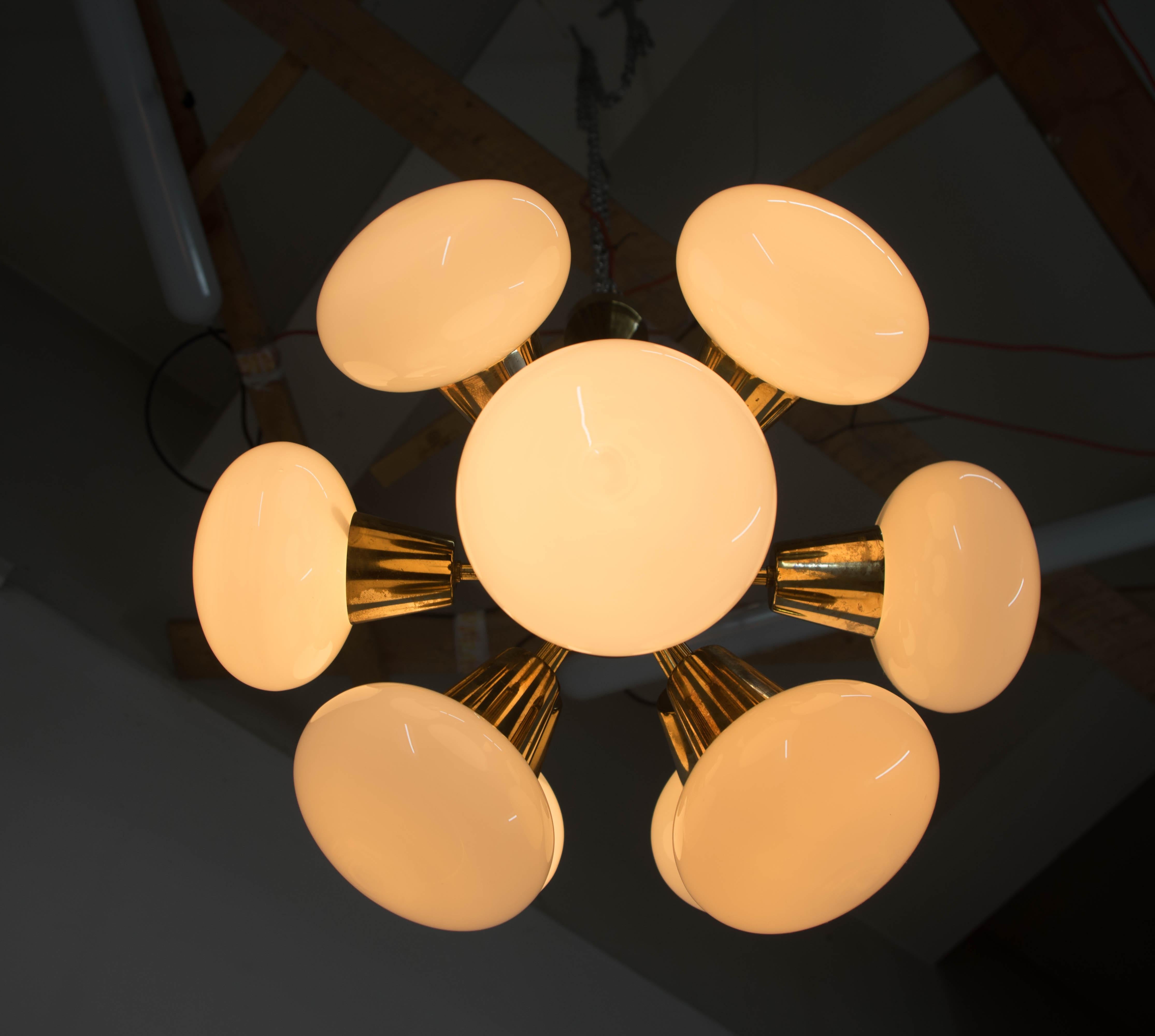 Set di due lampadari Sputnik di Kamenicky Senov, anni '70 in vendita 3