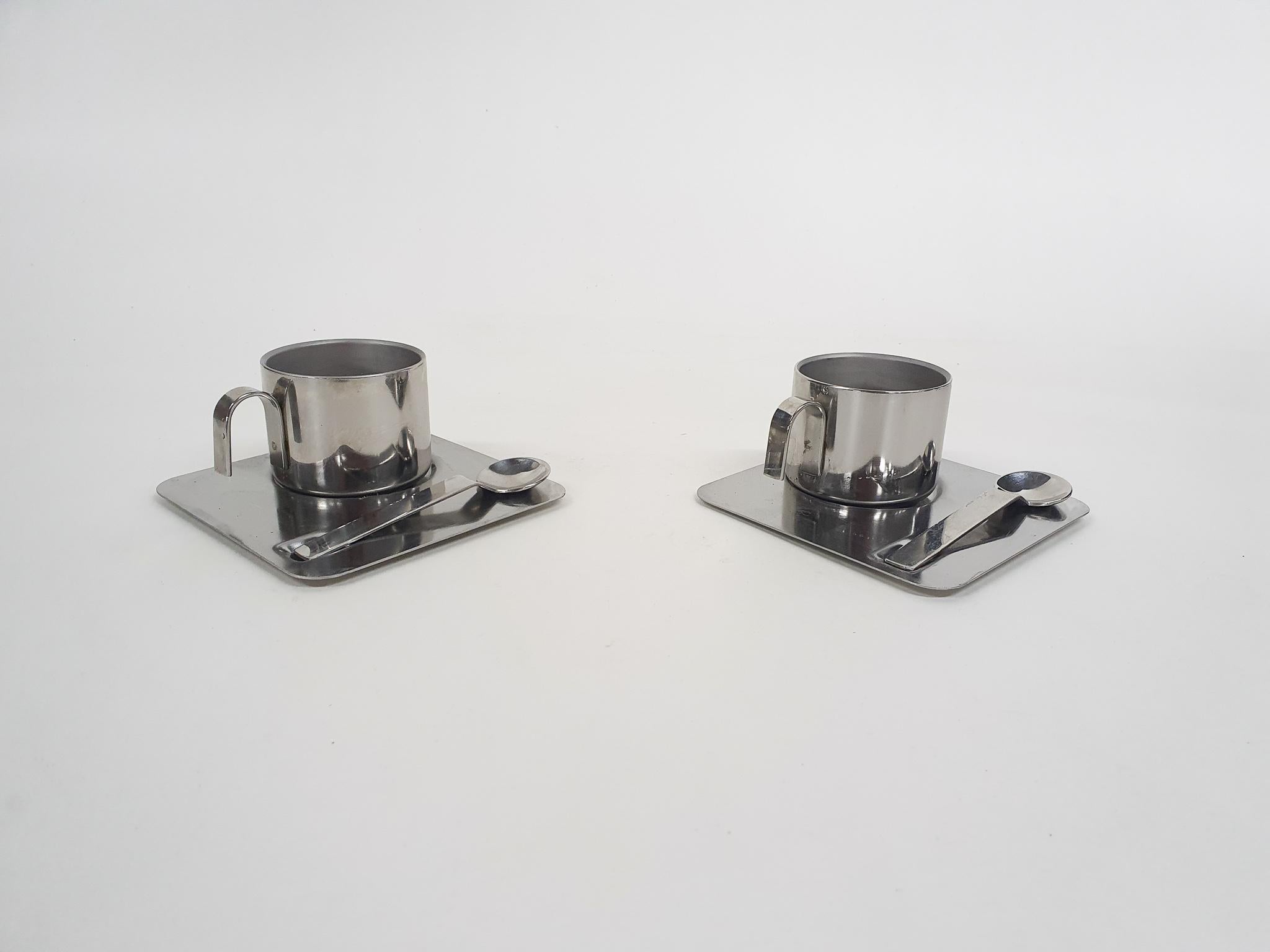 Set of two stainless steel Inox coffee cups by Guido Bergna, Italy 1970's In Good Condition In Amsterdam, NL