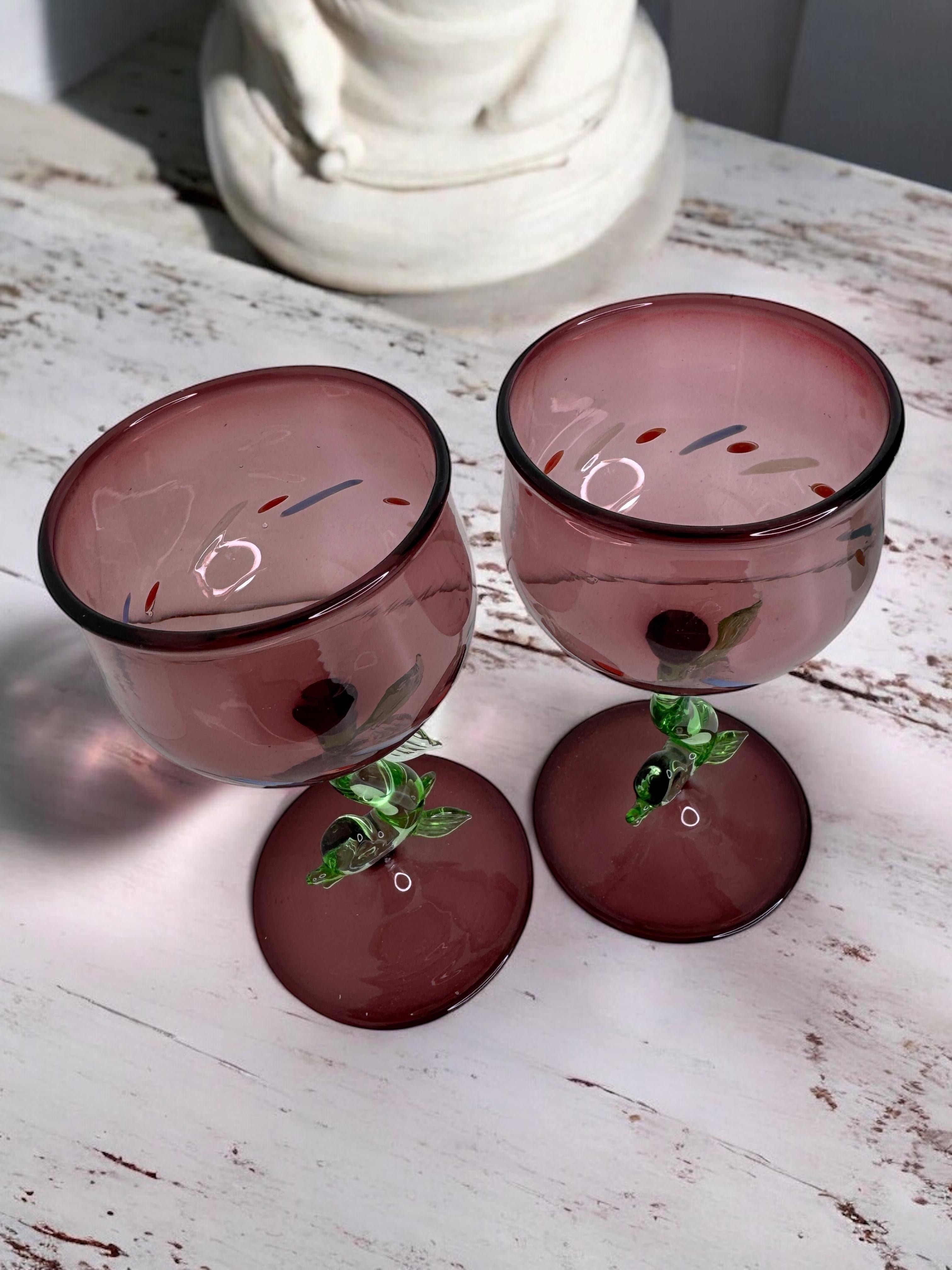 Lot de deux verres à pied, verre à vin, pied en forme de poisson dauphin, Bimini Art Vintage Autriche en vente 5