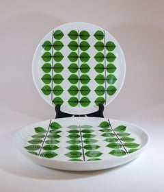Ensemble de deux assiettes plates Stig Lindberg, motif Berså, Suède, années 1950