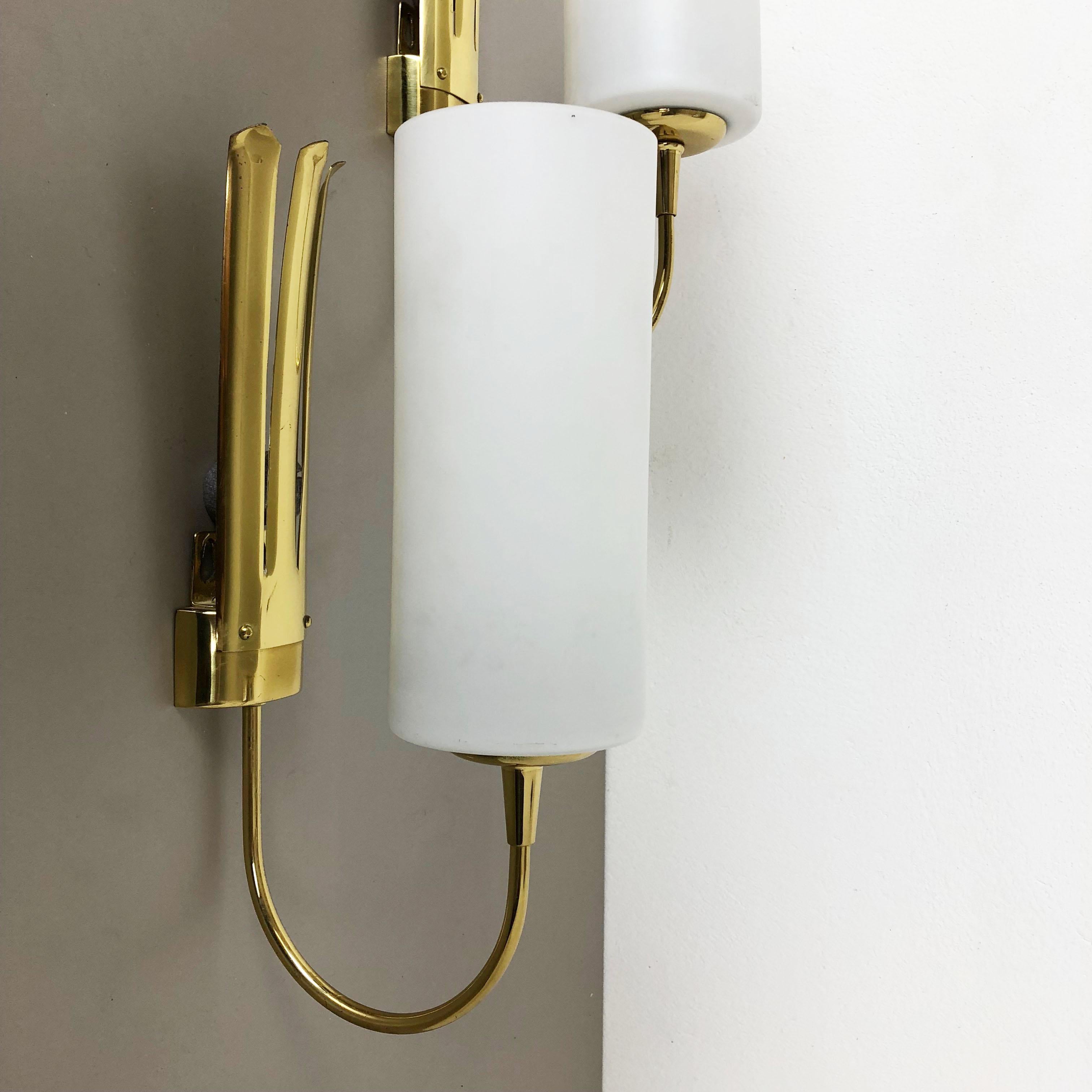 Set of Two Stilnovo Style Brass Italian Wall Lights Sconces, Italy, 1950s For Sale 6
