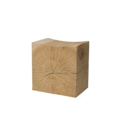 Juego de dos taburetes tallados en un solo bloque de cedro perfumado, asiento ergonómico