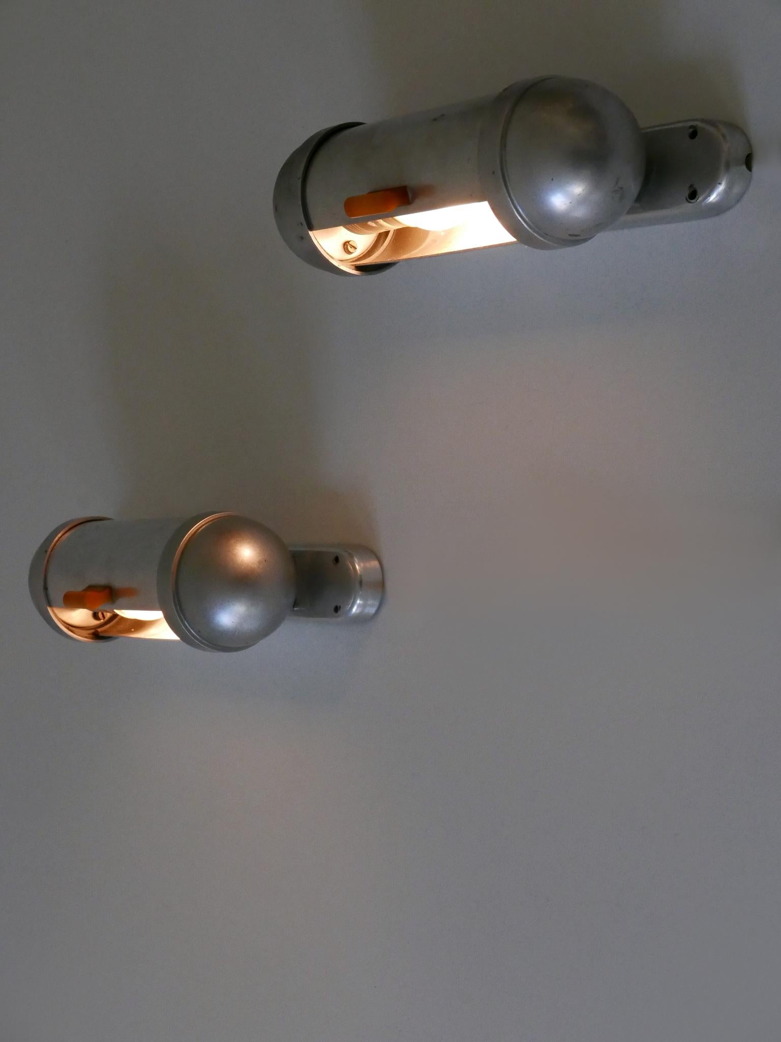 Set di due lampade da tavolo Streamline Design/One di König Germania anni '40 in vendita 6