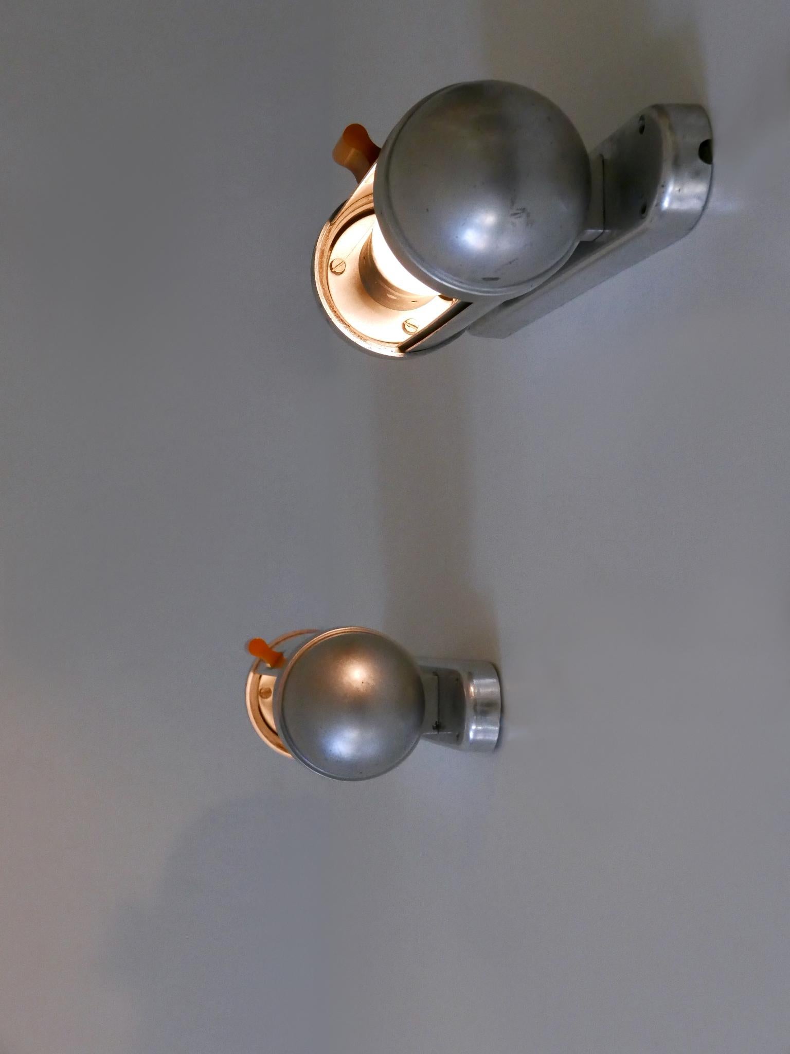 Set di due lampade da tavolo Streamline Design/One di König Germania anni '40 in vendita 8