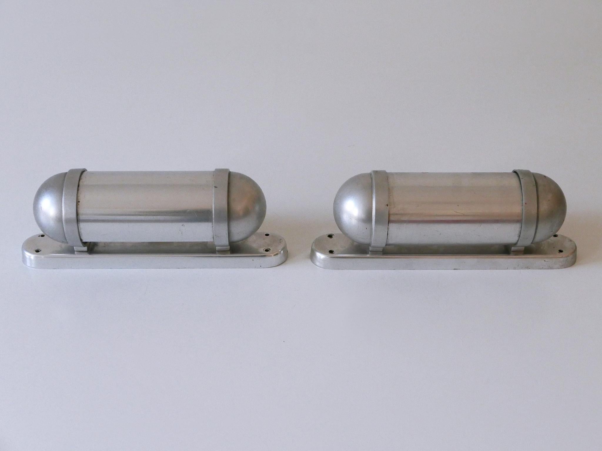 Set di due lampade da tavolo Streamline Design/One di König Germania anni '40 in vendita 9