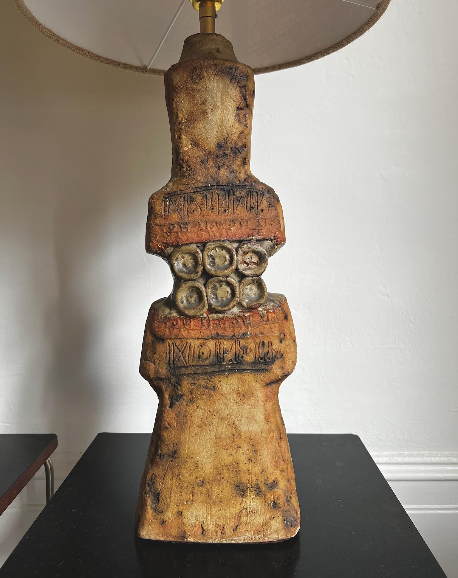 Juego de dos lámparas de cerámica Studio en tonos naturales de Bernard Rooke, Inglaterra en venta 3