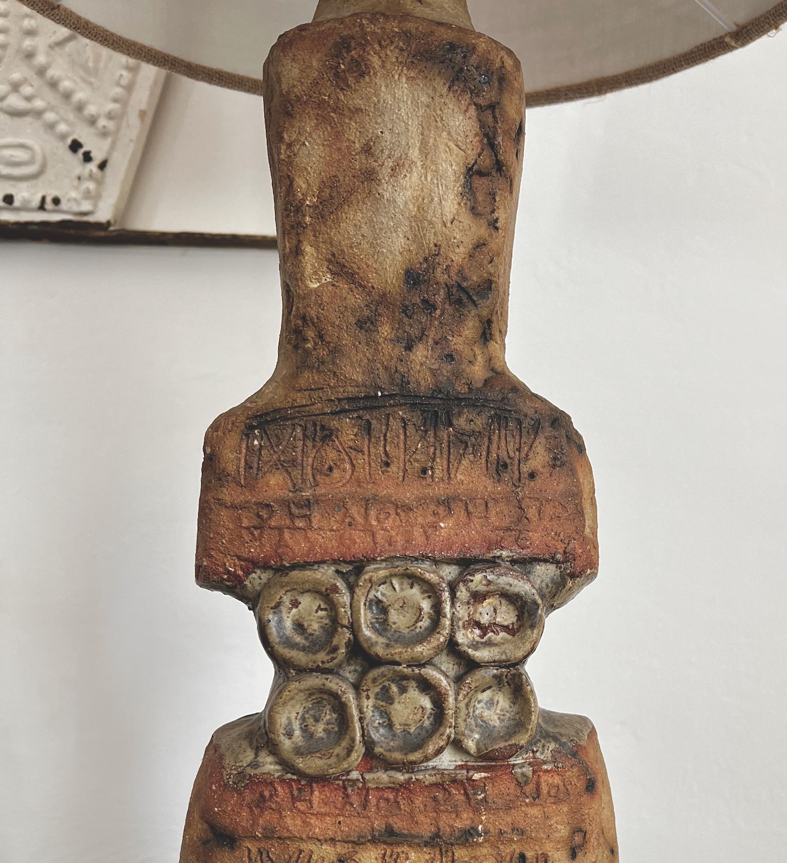 Juego de dos lámparas de cerámica Studio en tonos naturales de Bernard Rooke, Inglaterra en venta 4