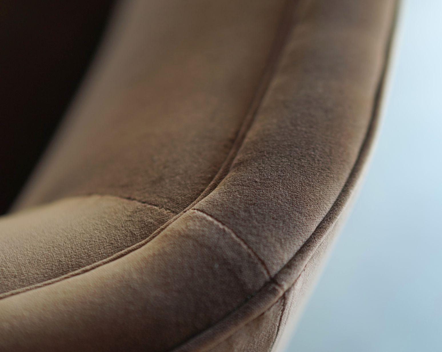 Set of Two Swedish Cabinet-Maker Sofas, Circa 1960s For Sale 3