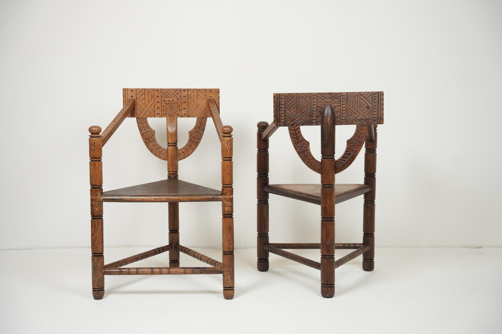 Art déco Ensemble de deux chaises de moine suédoises 1930 en vente