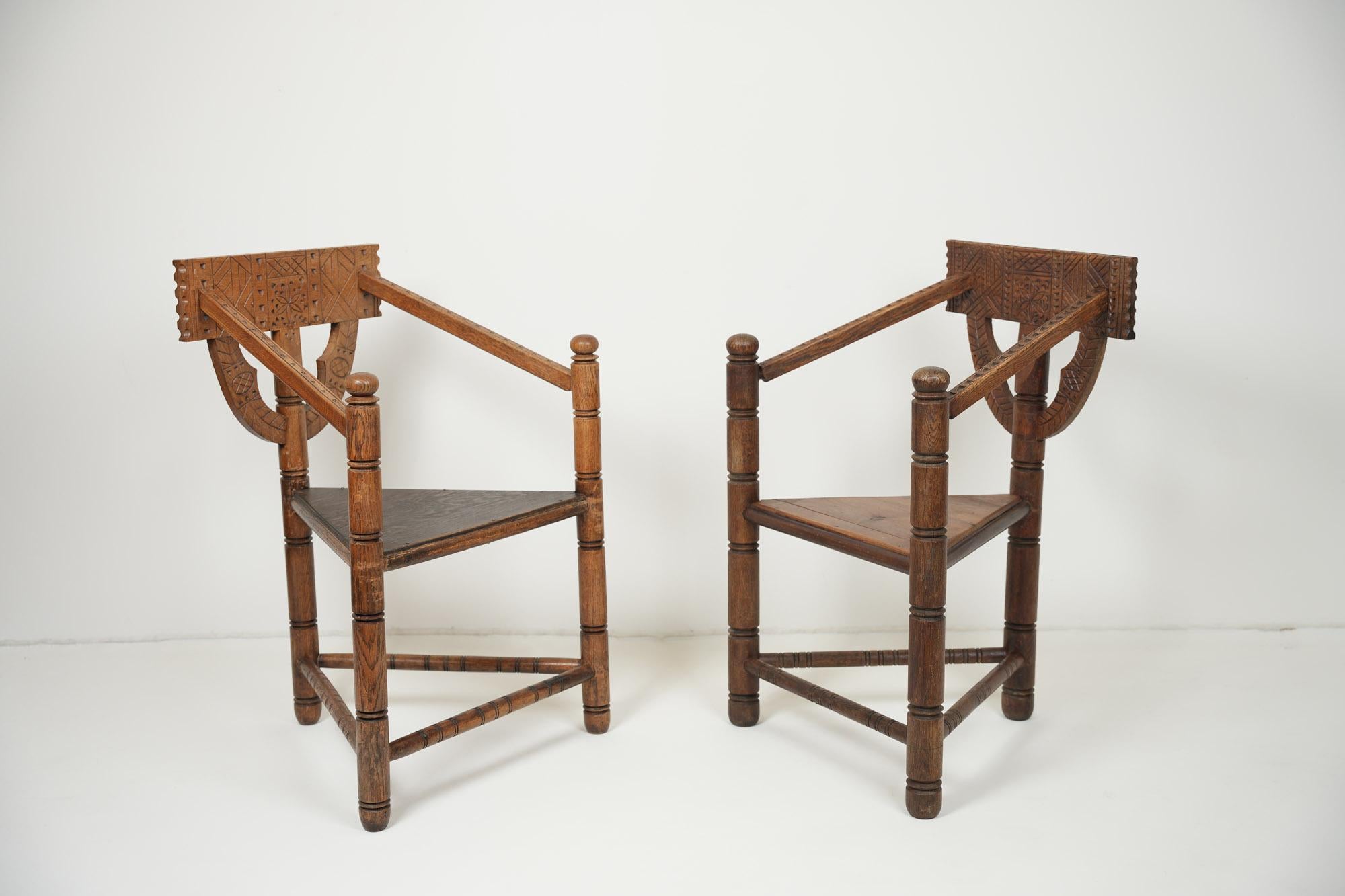 Ensemble de deux chaises de moine suédoises 1930 en vente 1