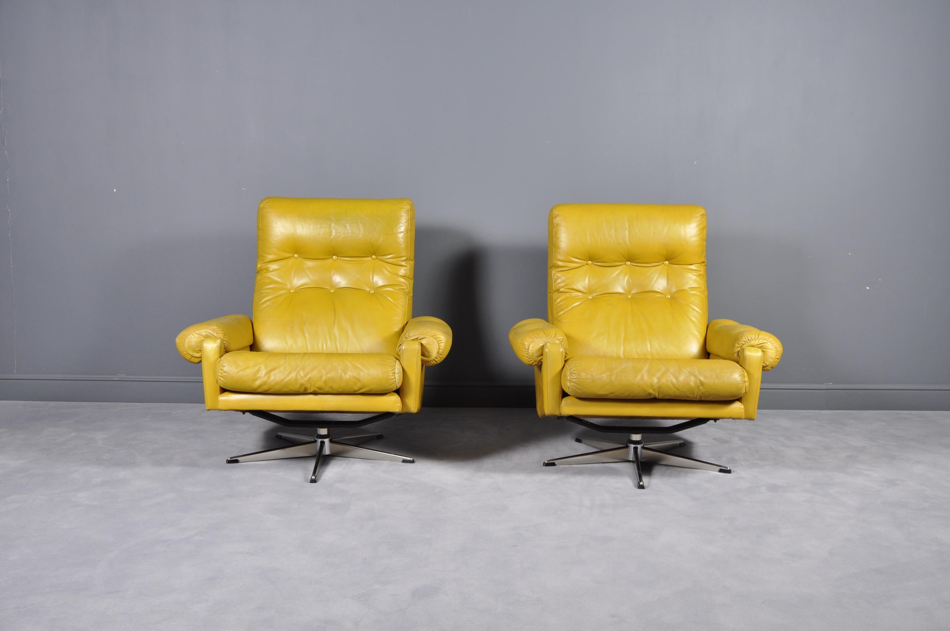 Late 20th Century Set of Two Swedish Swivel Chairs from Lystolet, Sweden, 1975