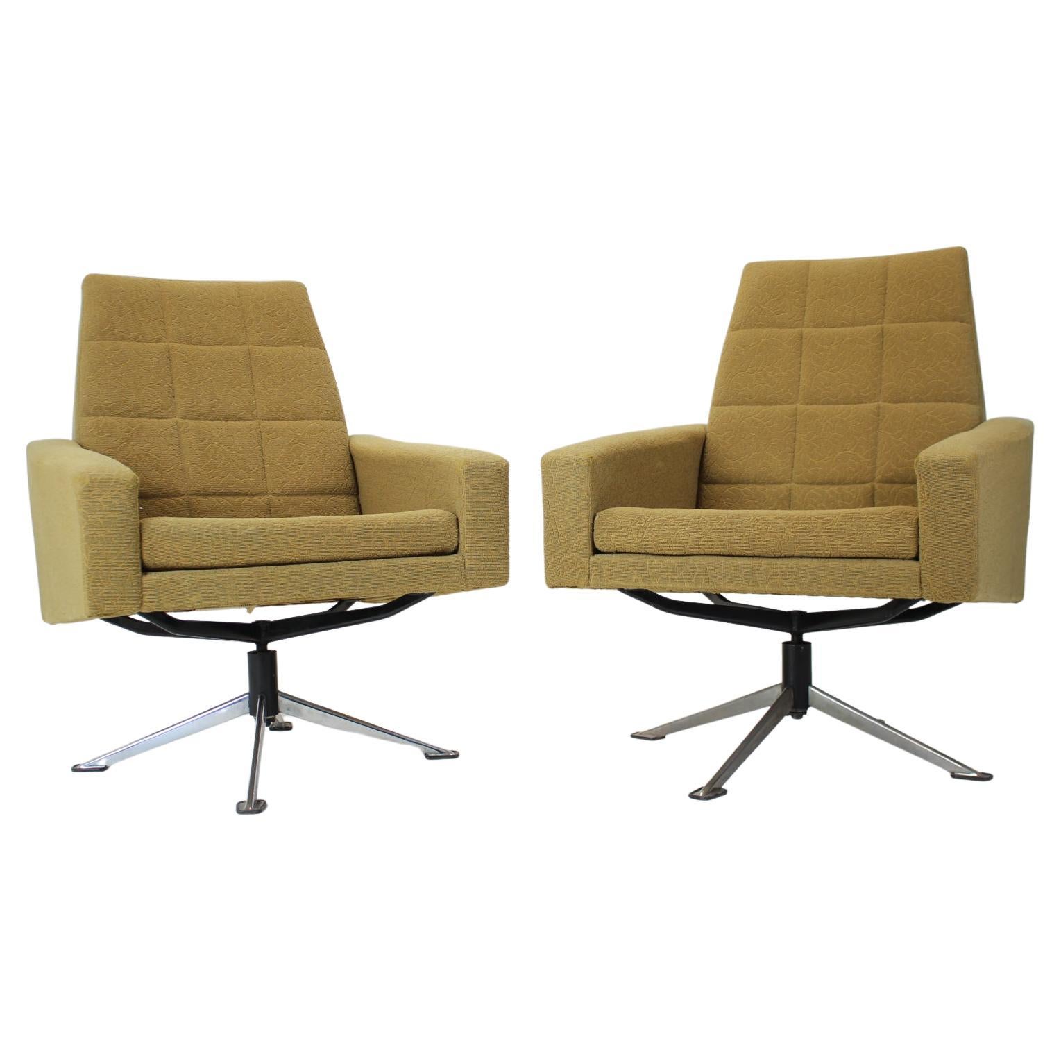 Set of Four Matching Swivel Bamboo Armchairs at 1stDibs