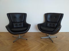 Set of Two Swivel Lounge Armchairs Egg, Kanari, Denmark, 1970s