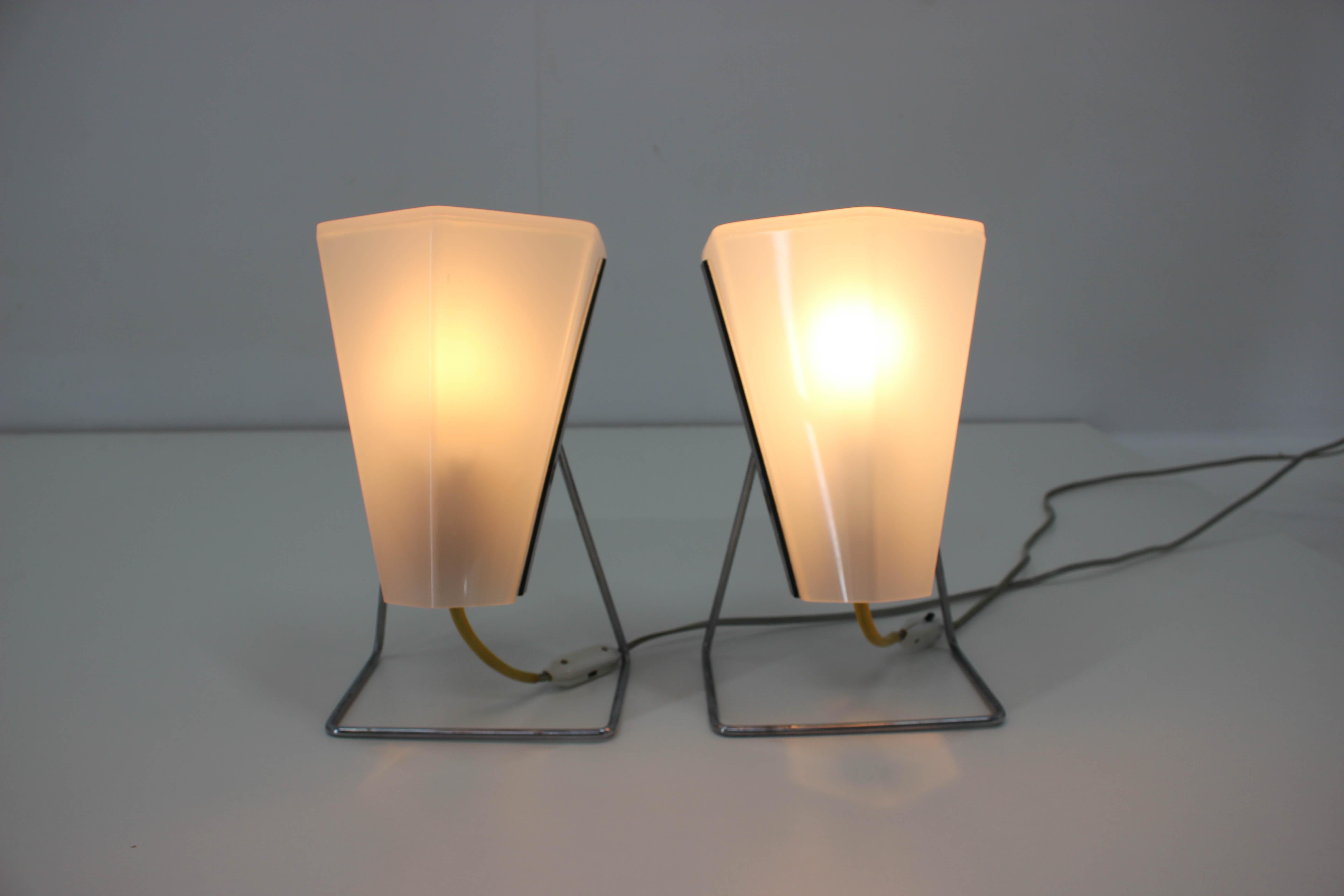 Mid-Century Modern Set of Two Table Lamps, 1970s For Sale