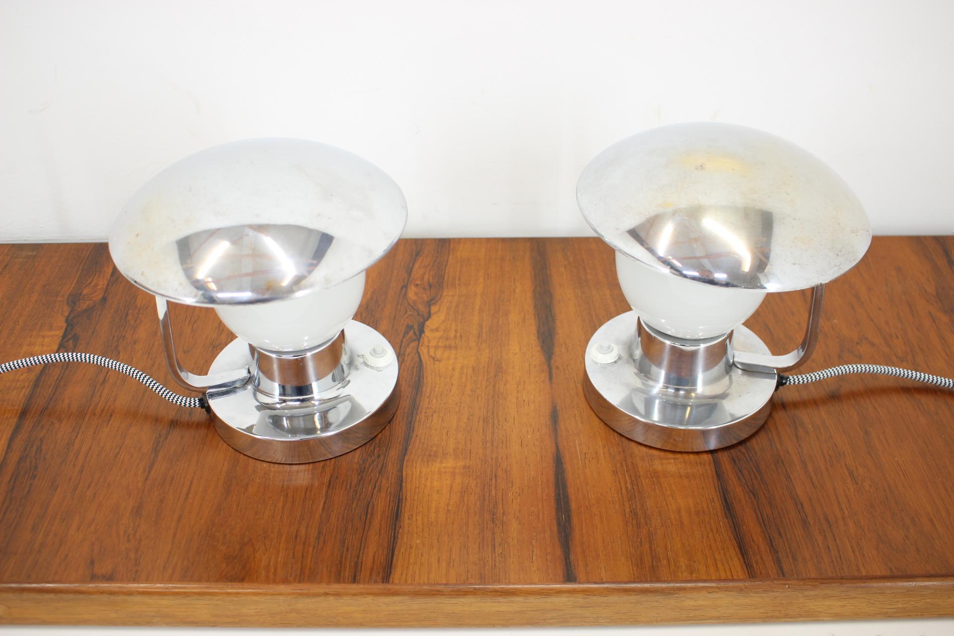 Rare Bauhaus table lamps by Napako, type 1195
Made in Czechoslovakia in 1950
Very good condition, new wiring.