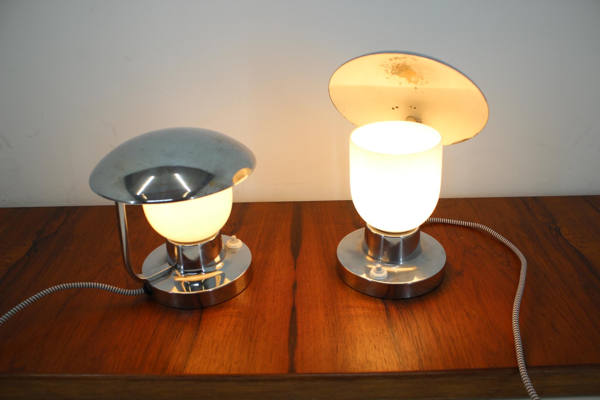 Metal Set of Two Table Lamps by Napako, 1950s For Sale