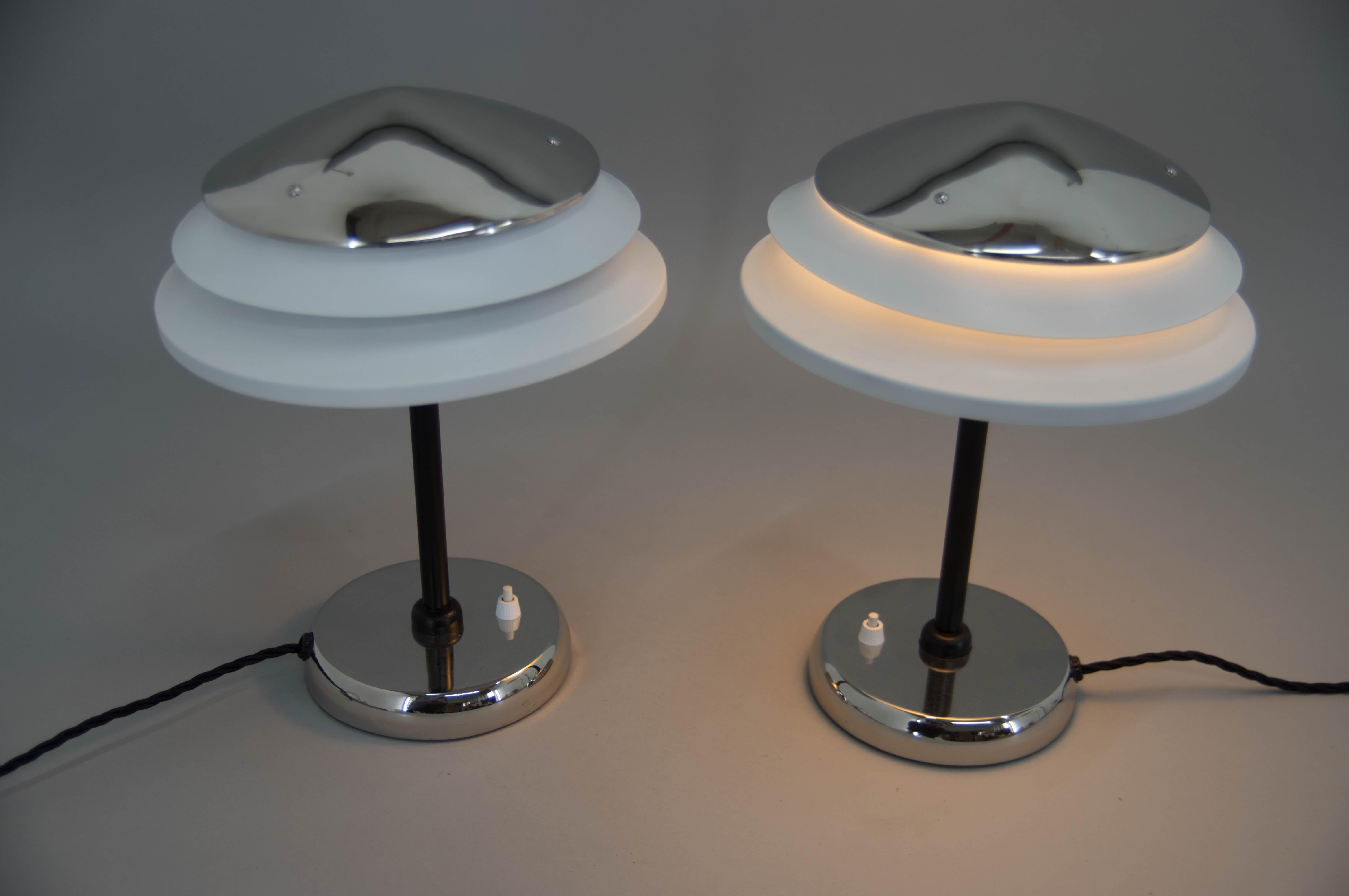 Mid-Century Modern Set of Two Table Lamps by Zukov, 1950s, Restored For Sale