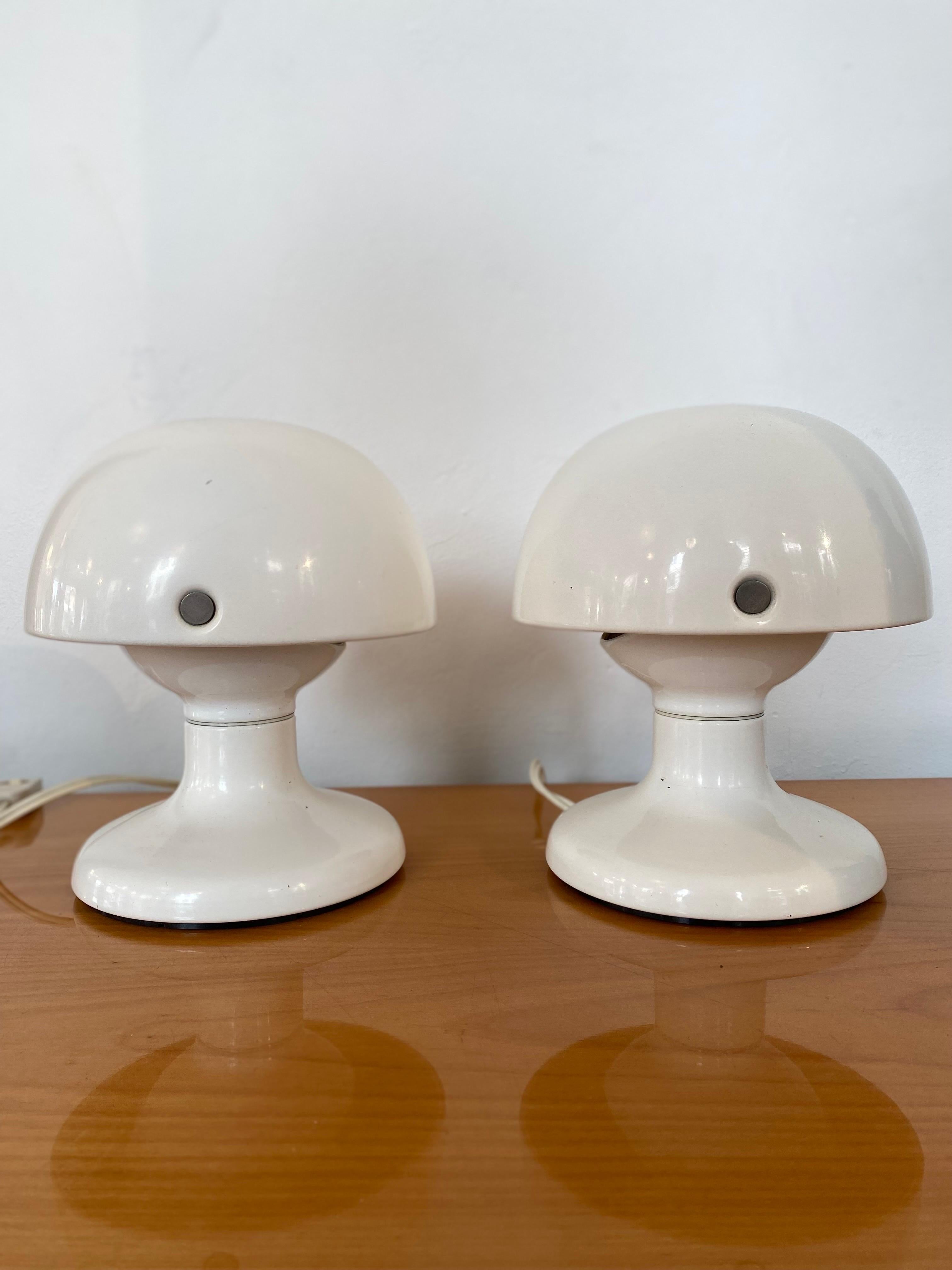 Ensemble de deux lampes de table conçues par Tobia Scarpa -Achille Castiglioni pour Flos 12