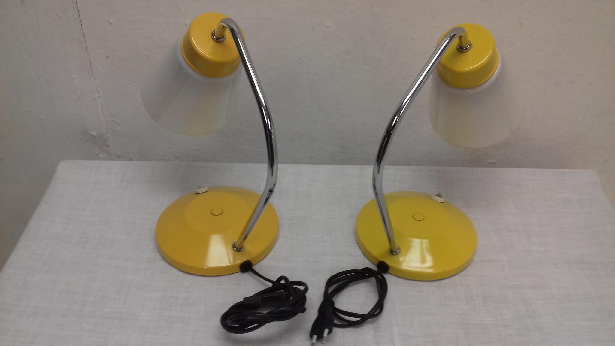 Set of Two Table Lamps/ Lidokov Boskovice, Czechoslovakia In Good Condition For Sale In Praha, CZ