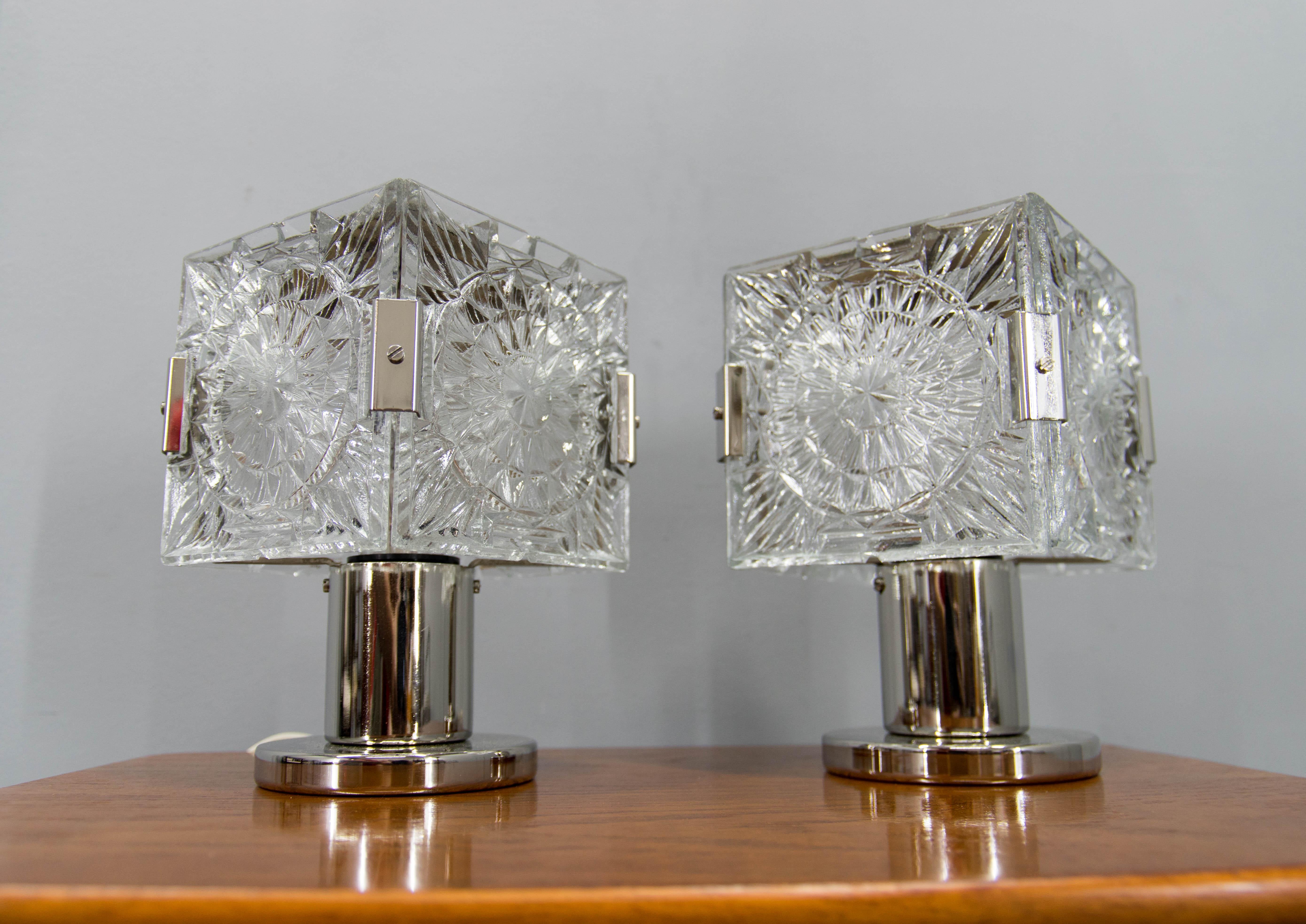 Design table lamps with metal base and glass shades. 
Very good original condition. Marked by Kamenicky Senov.
1x40W, E25-E27 bulb
US plug adapter included.