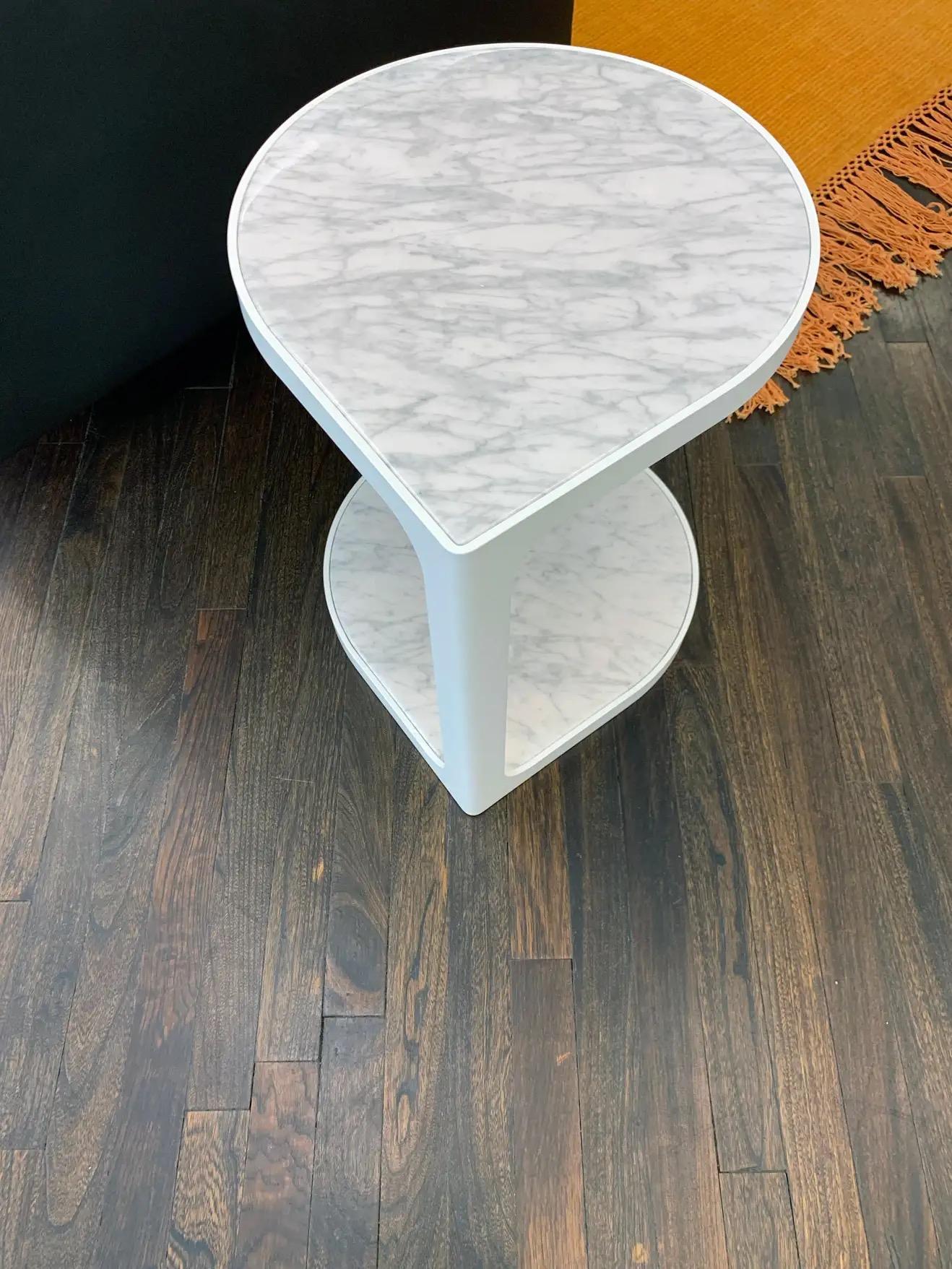 Nature’s shapes represent a major source of inspiration for designer Gordon Guillaumier. The top of the Coot table was inspired by the simple geometry of a petal; it is a perfect motif for generating a variety of different models from one single