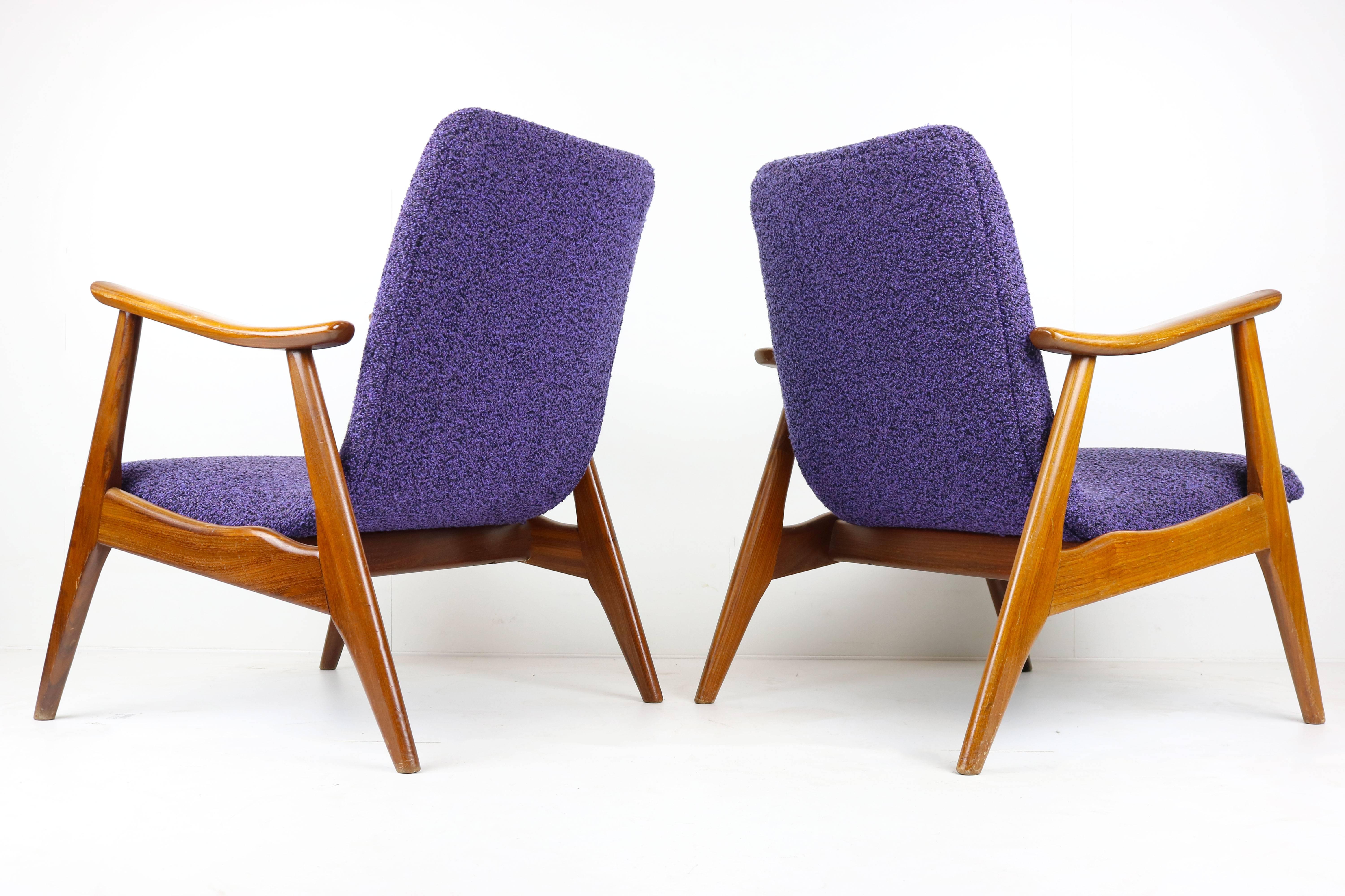 Set of Two Teak Lounge Chairs by Louis Van Teeffelen for Webe 1960 Brown Purple In Good Condition In Ijzendijke, NL