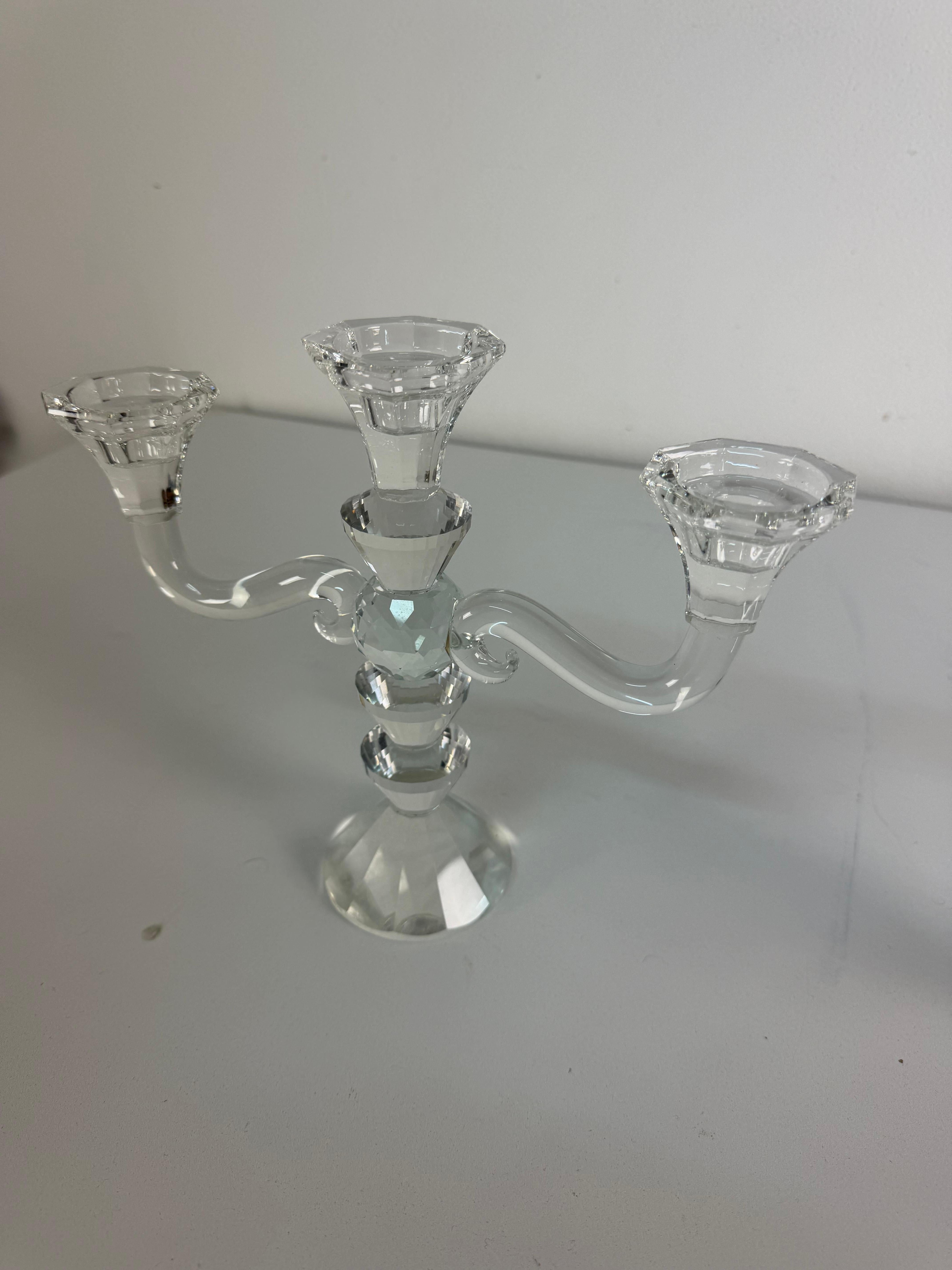 Set di due candelabri a tre luci in cristallo sfaccettato, con scatole regalo, anni '80 in vendita 6