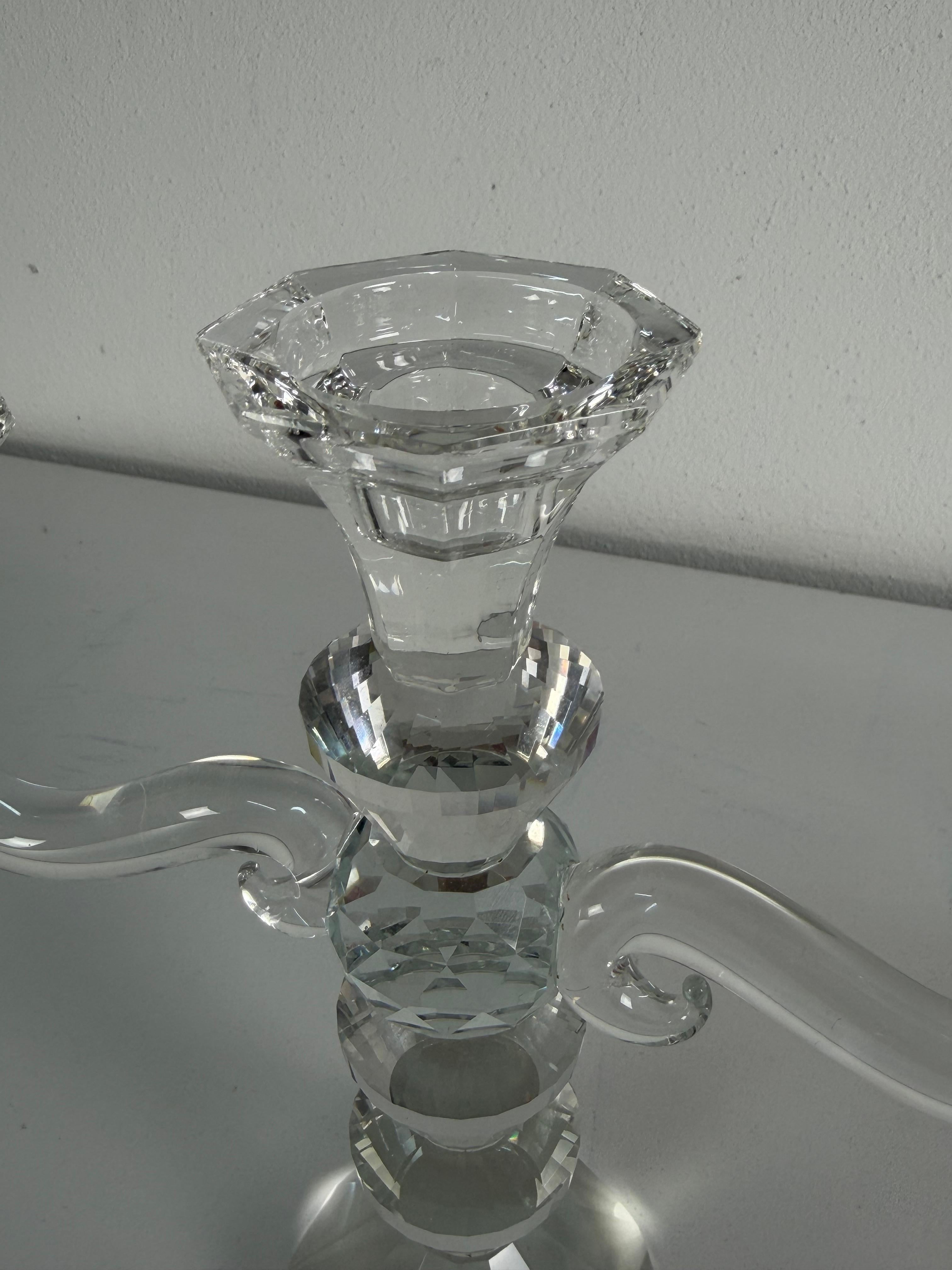 Set di due candelabri a tre luci in cristallo sfaccettato, con scatole regalo, anni '80 in vendita 1