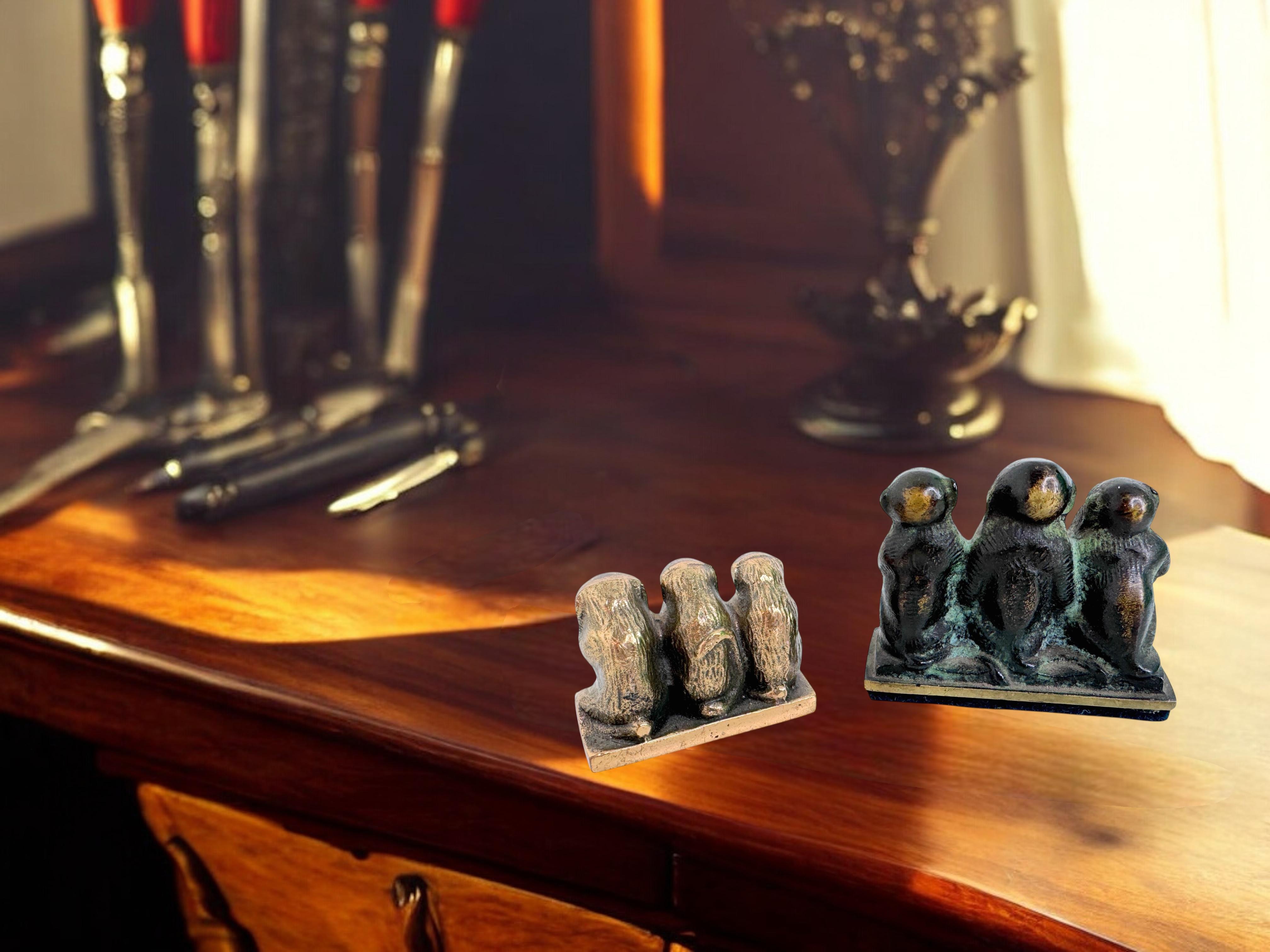 Set di due scimmie in miniatura 
