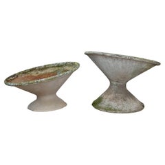 Set of Two Tilted Concrete Planters by the Swiss Architect Willy Guhl 1950s