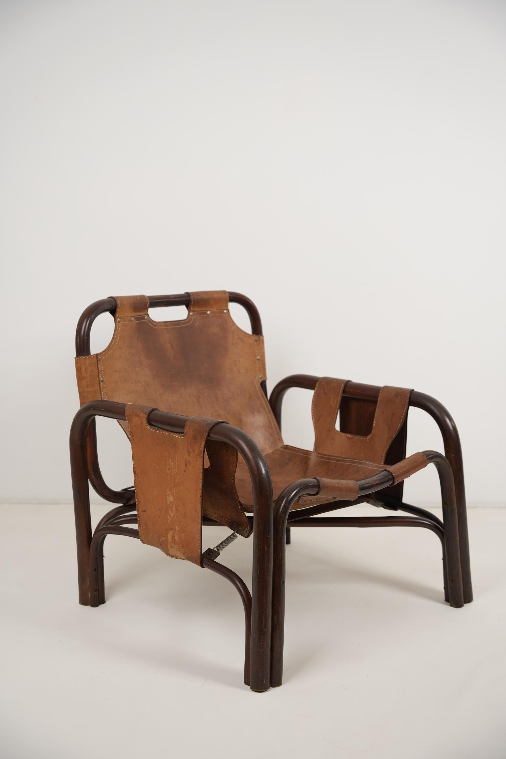 Set Of Two Tito Agnoli Longue Chairs for Bonacina In Fair Condition For Sale In Čelinac, BA