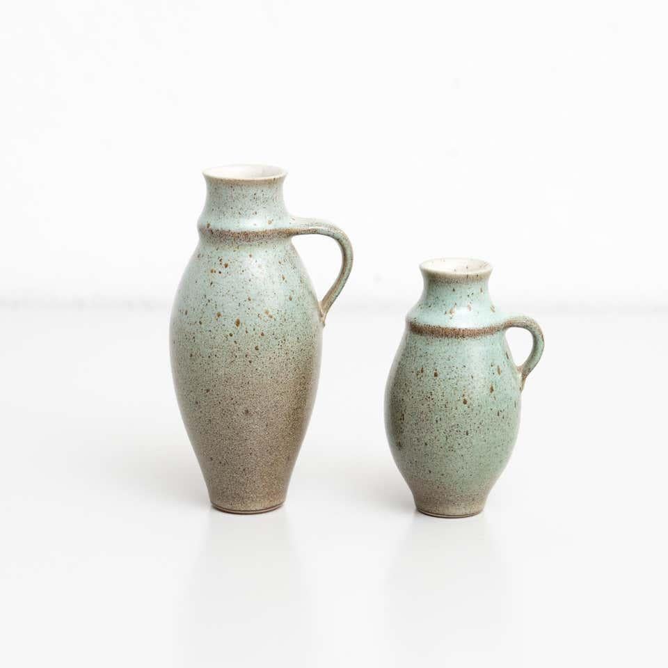 Set of Two Traditional Spanish Vintage Ceramic Vases, circa 1950 In Good Condition For Sale In Barcelona, Barcelona