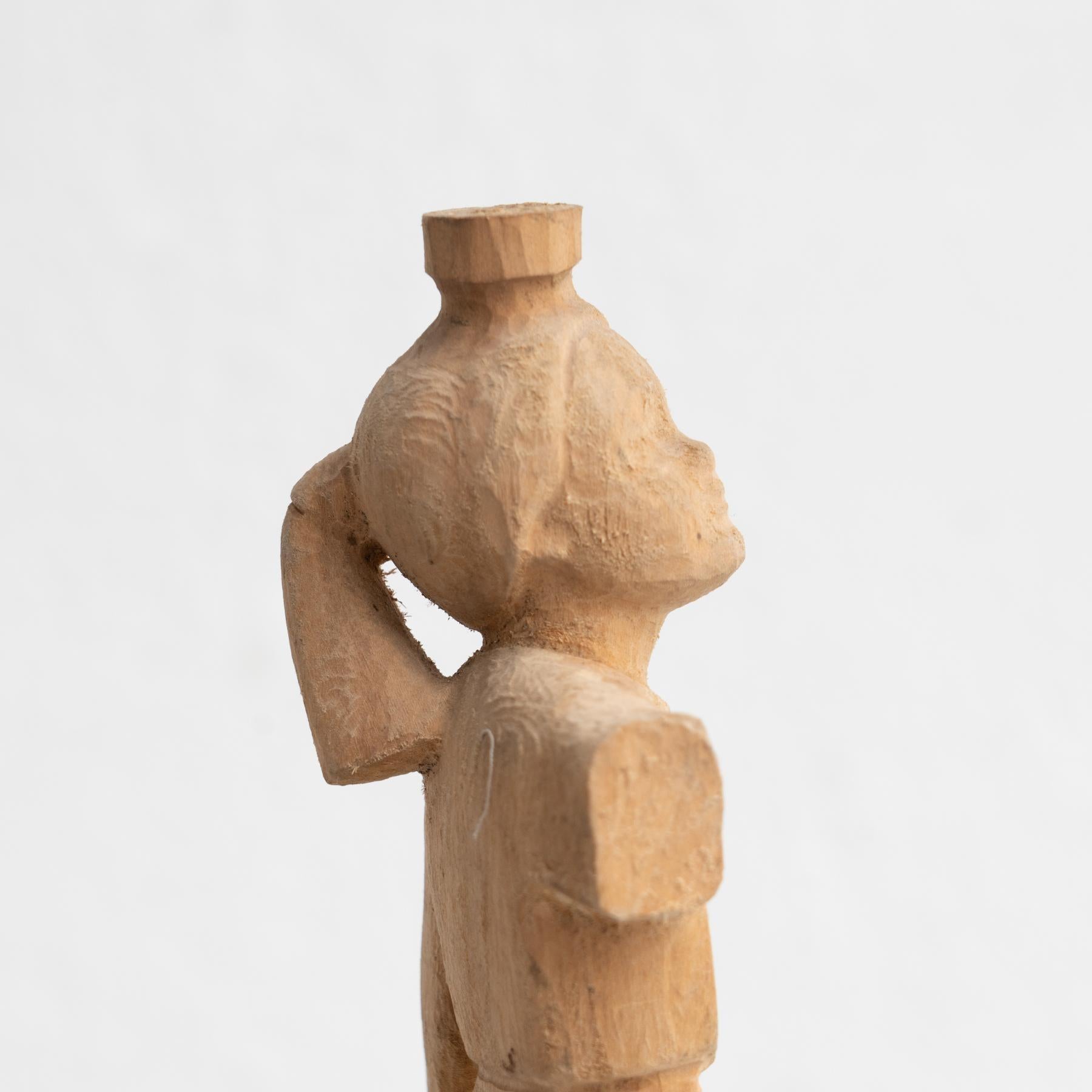XX secolo Set di due sculture in legno con schizzo preliminare tornito tradizionale in vendita