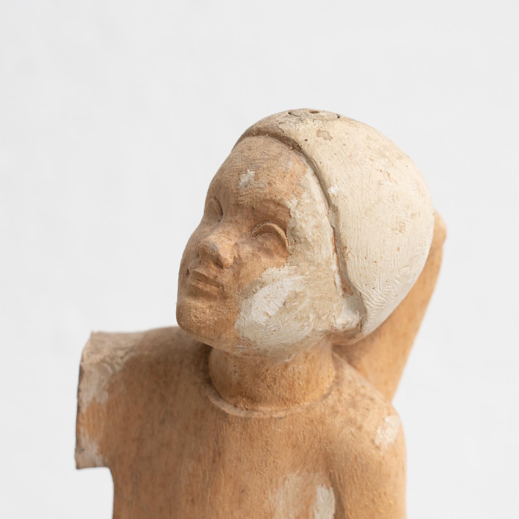 Legno Set di due sculture in legno con schizzo preliminare tornito tradizionale in vendita