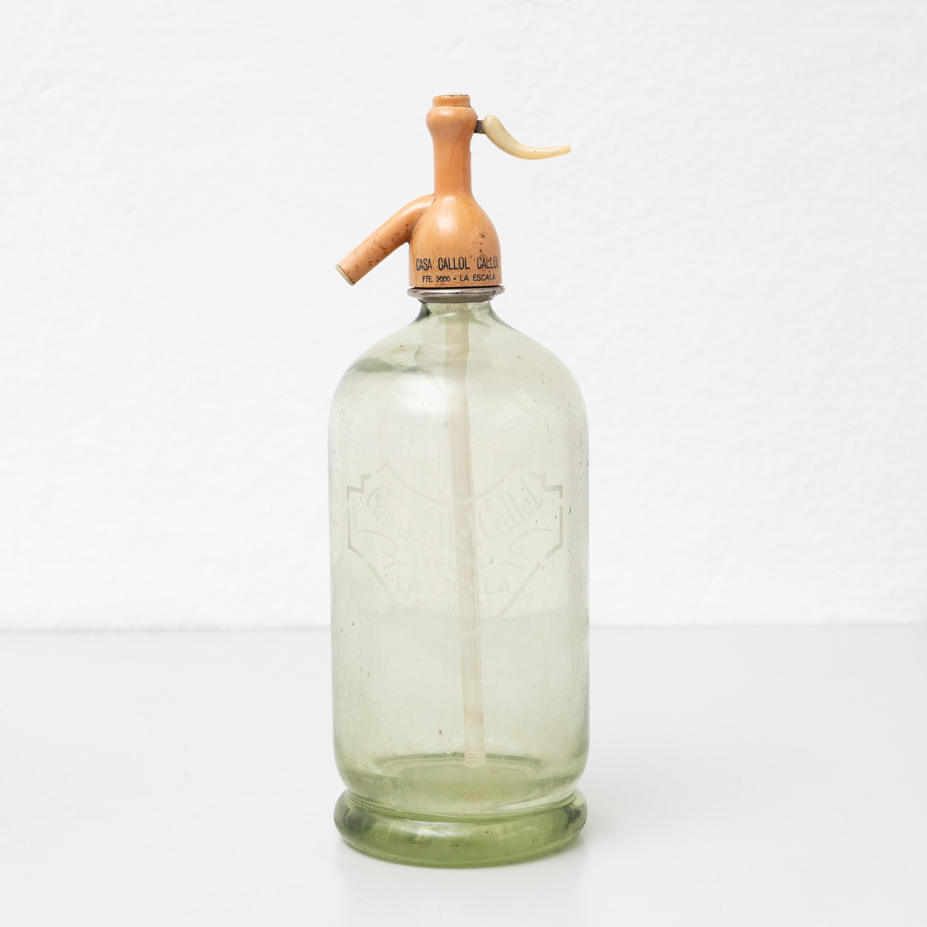 Set of Two Traditional Vintage Catalan Soda Syphon, circa 1990 For Sale 10