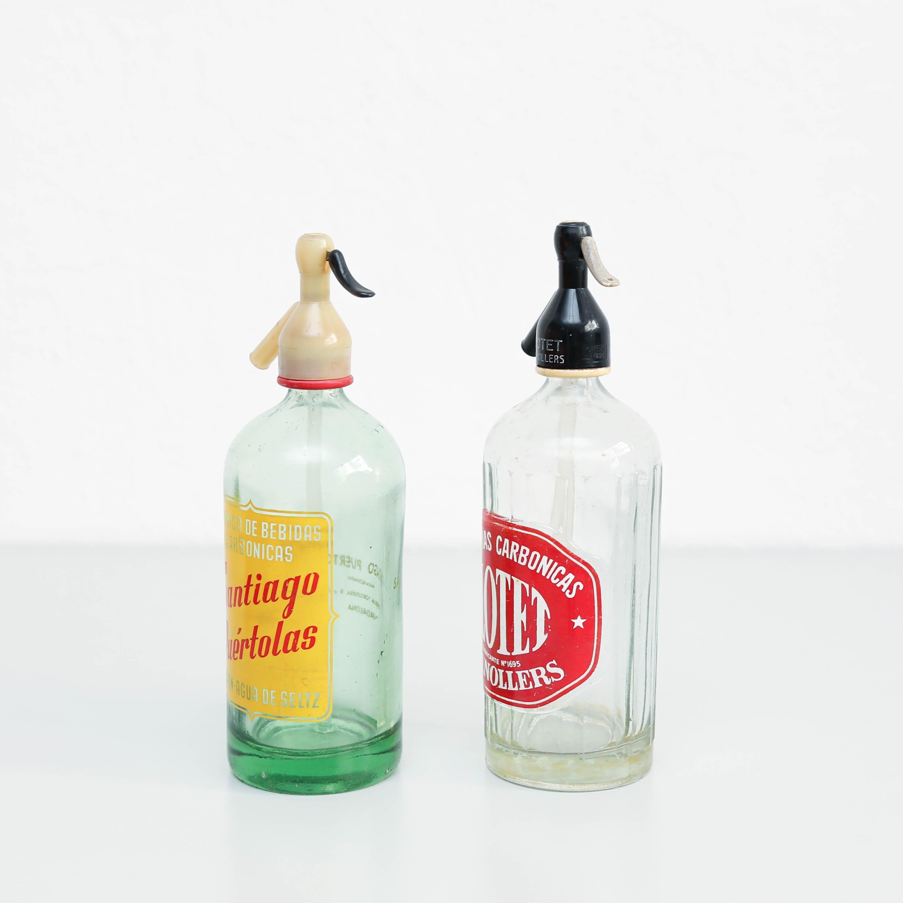 Rustico Set di due sifoni da soda tradizionali spagnoli d'epoca, circa 1990 in vendita