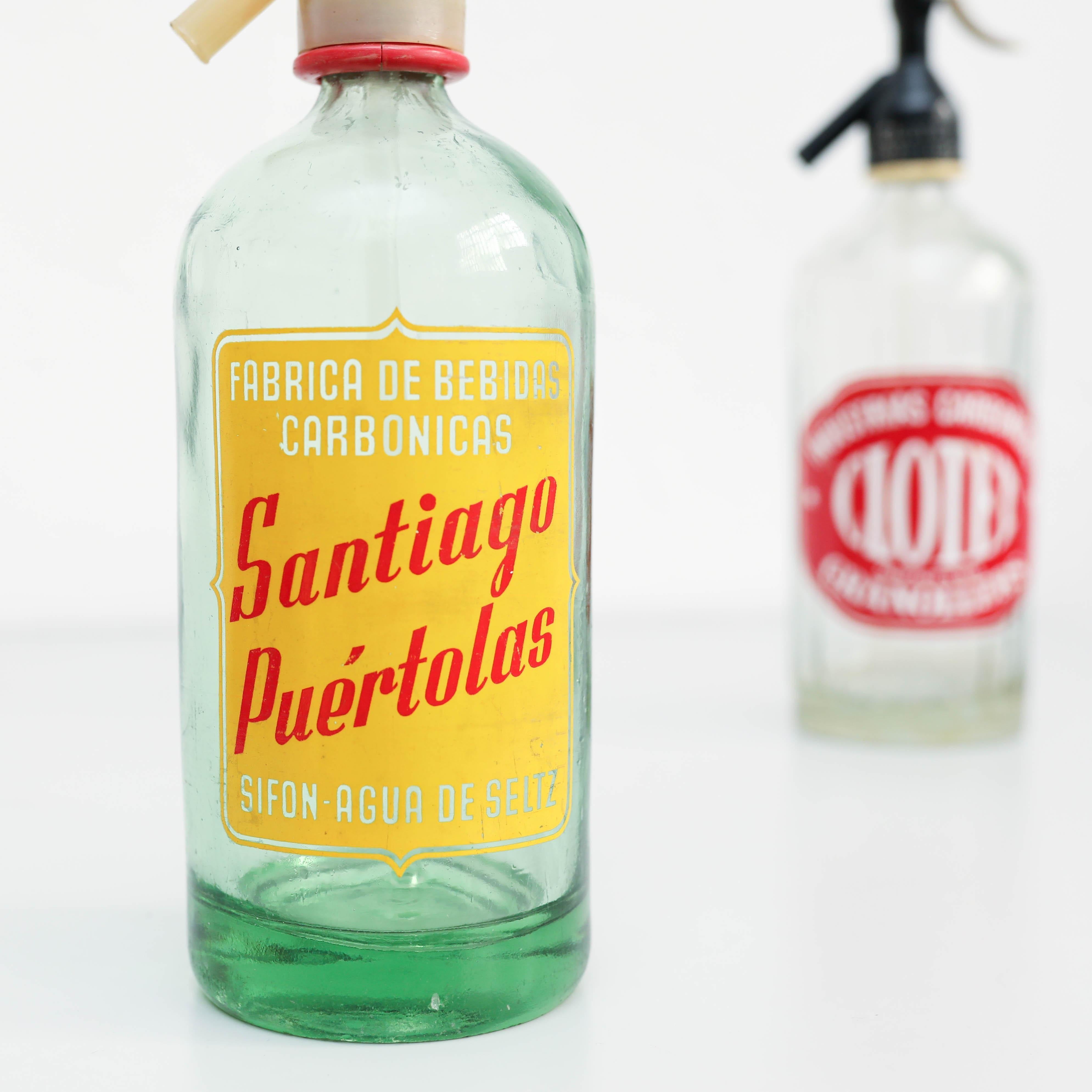 Vetro Set di due sifoni da soda tradizionali spagnoli d'epoca, circa 1990 in vendita