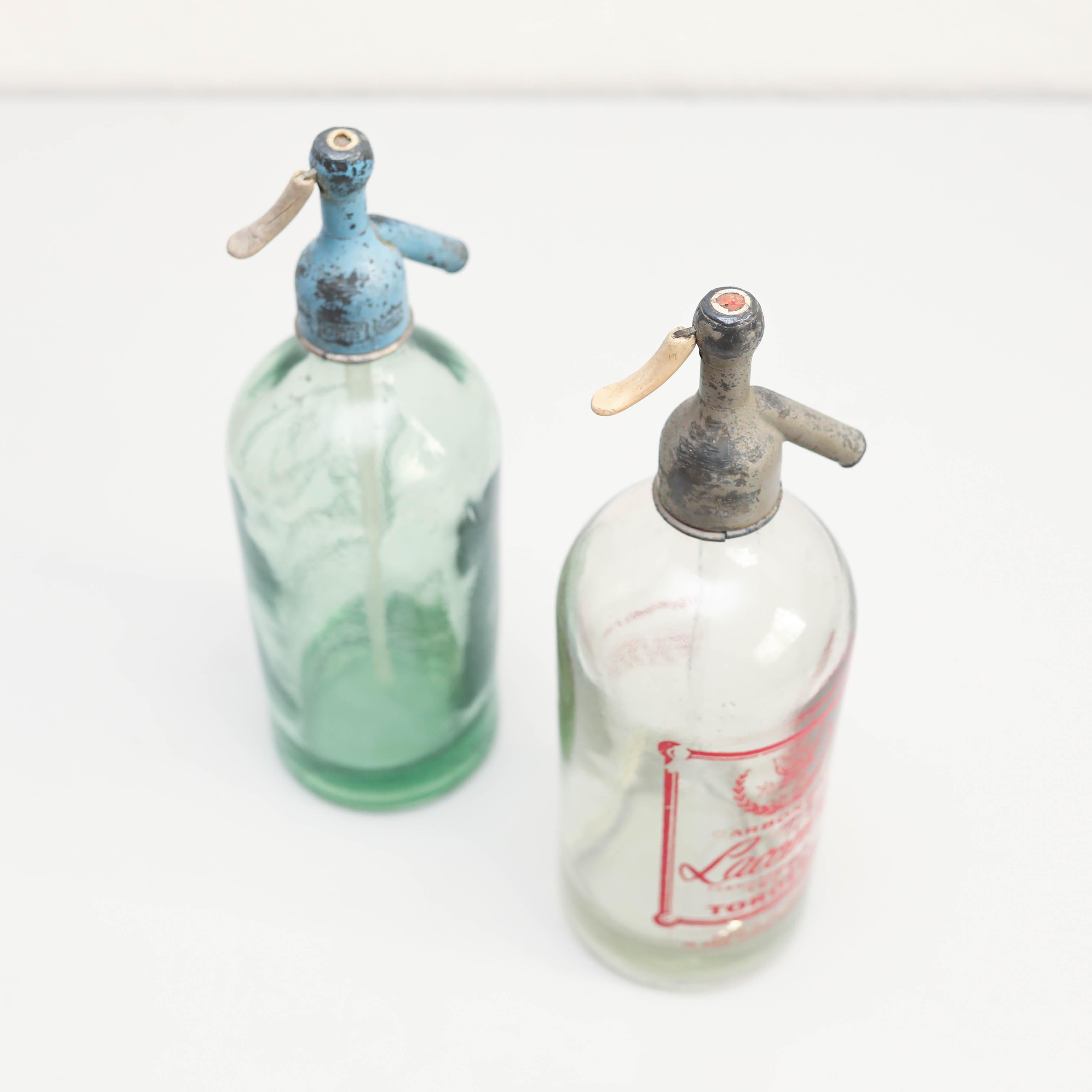 Ensemble de deux siphons à soda traditionnels espagnols, circa 1990 ¿Precio ? en vente 5