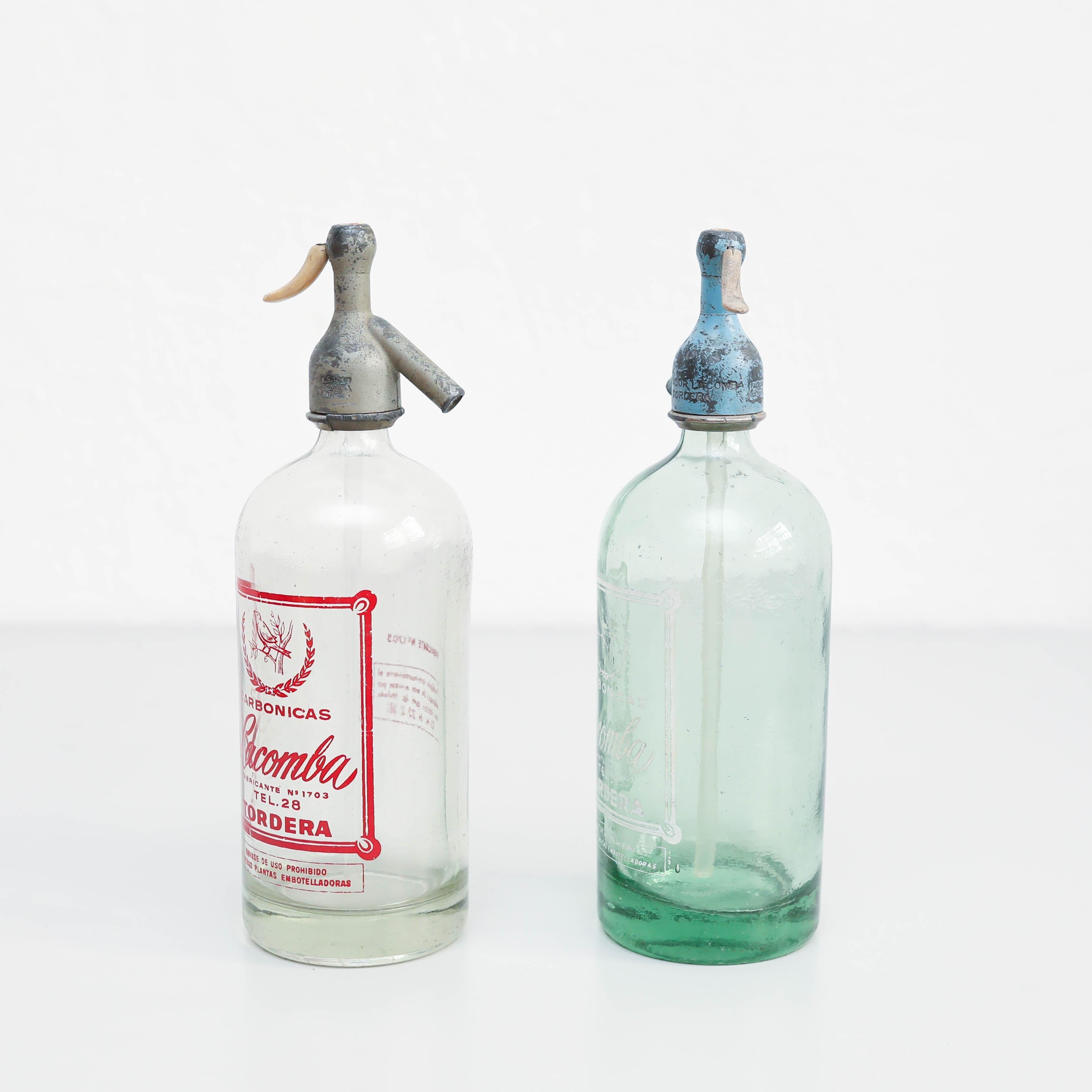 Rustique Ensemble de deux siphons à soda traditionnels espagnols, circa 1990 ¿Precio ? en vente
