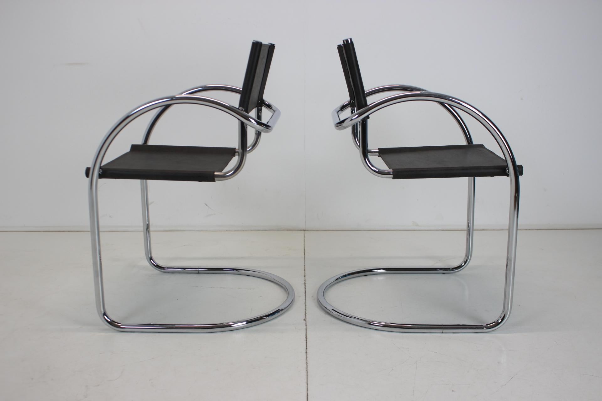 Set of Two Tubular Chrome Armchairs, 1970's 7