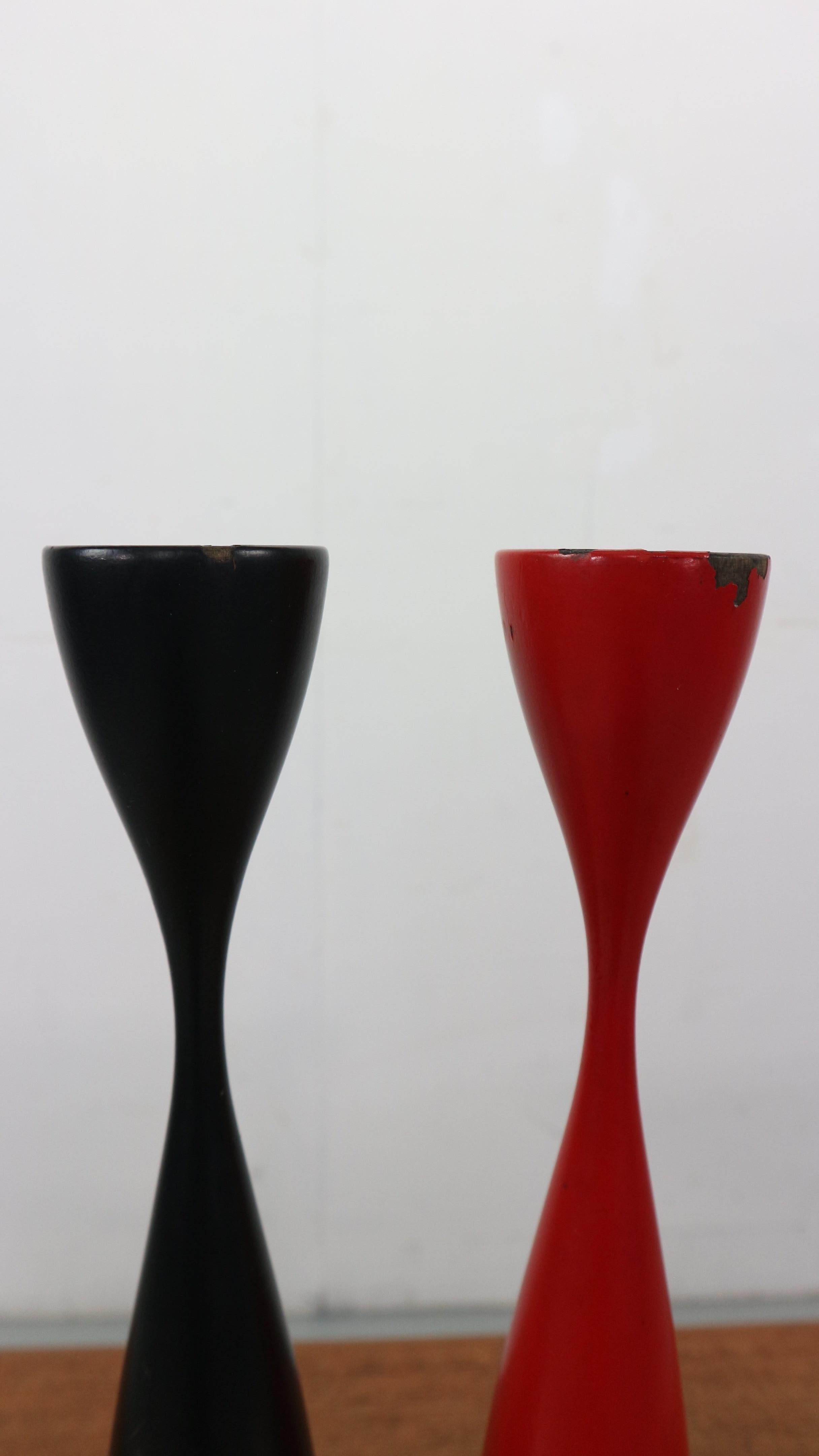 Wood Set of two tulip shaped  Candlesticks made in Sweden, 1960s For Sale
