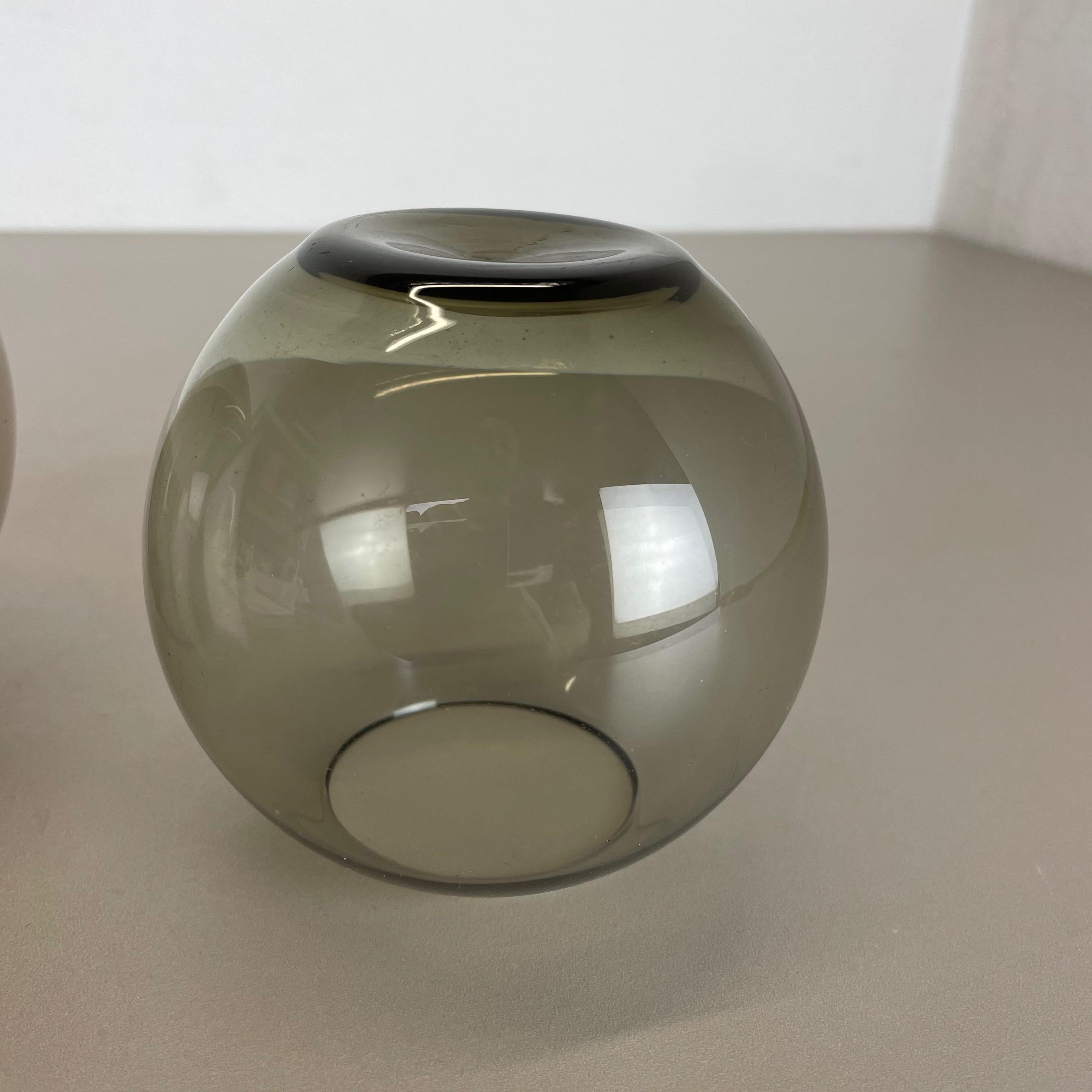 Set of Two Turmalin ball Vases Wilhelm Wagenfeld WMF Attributed, Germany 1960s For Sale 10