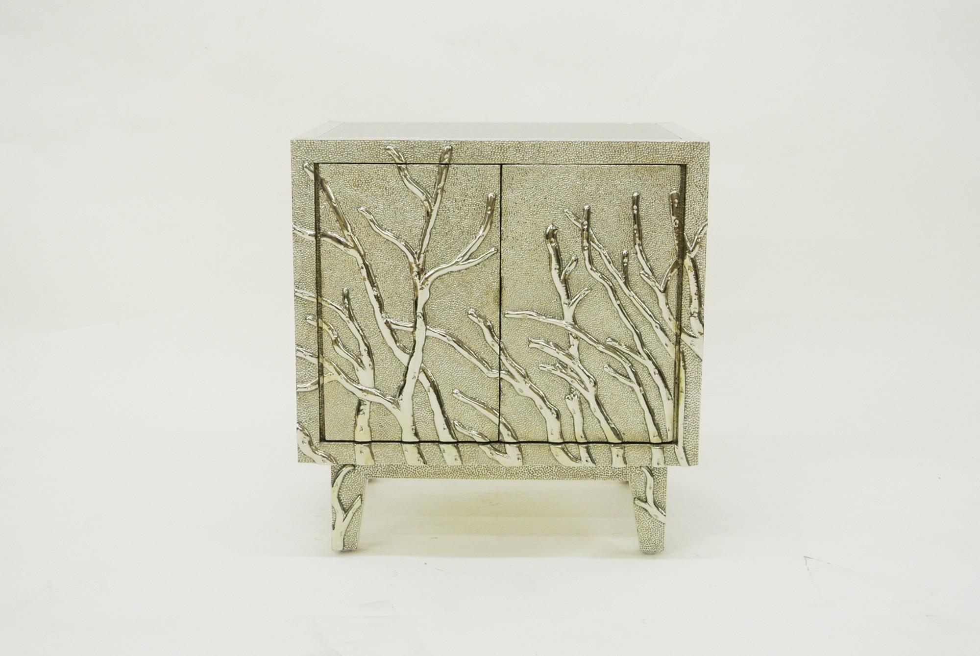 Hammered Set of Two Twig Nightstands in White Bronze Handcrafted in India For Sale