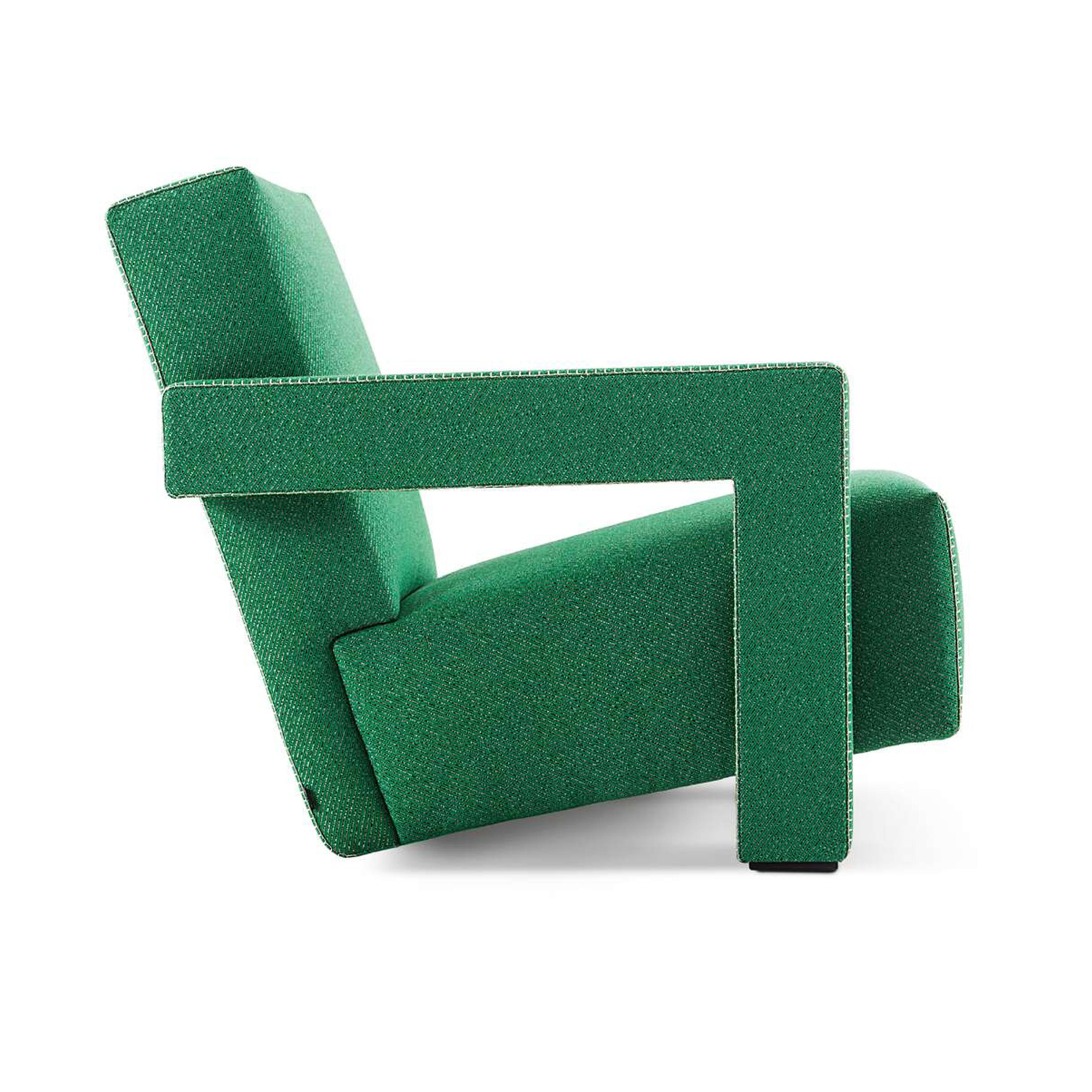 Armchairs designed by Gerrit Thomas Rietveld in 1935. Relaunched in 2015.
Manufactured by Cassina in Italy.

Gerrit T. Rietveld came up with the design for the Utrecht armchair in 1935 while working for the Metz & Co. department store in Amsterdam,