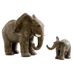 Conjunto de dos esculturas de elefante Valérie Courtet gres esmaltado circa 2010