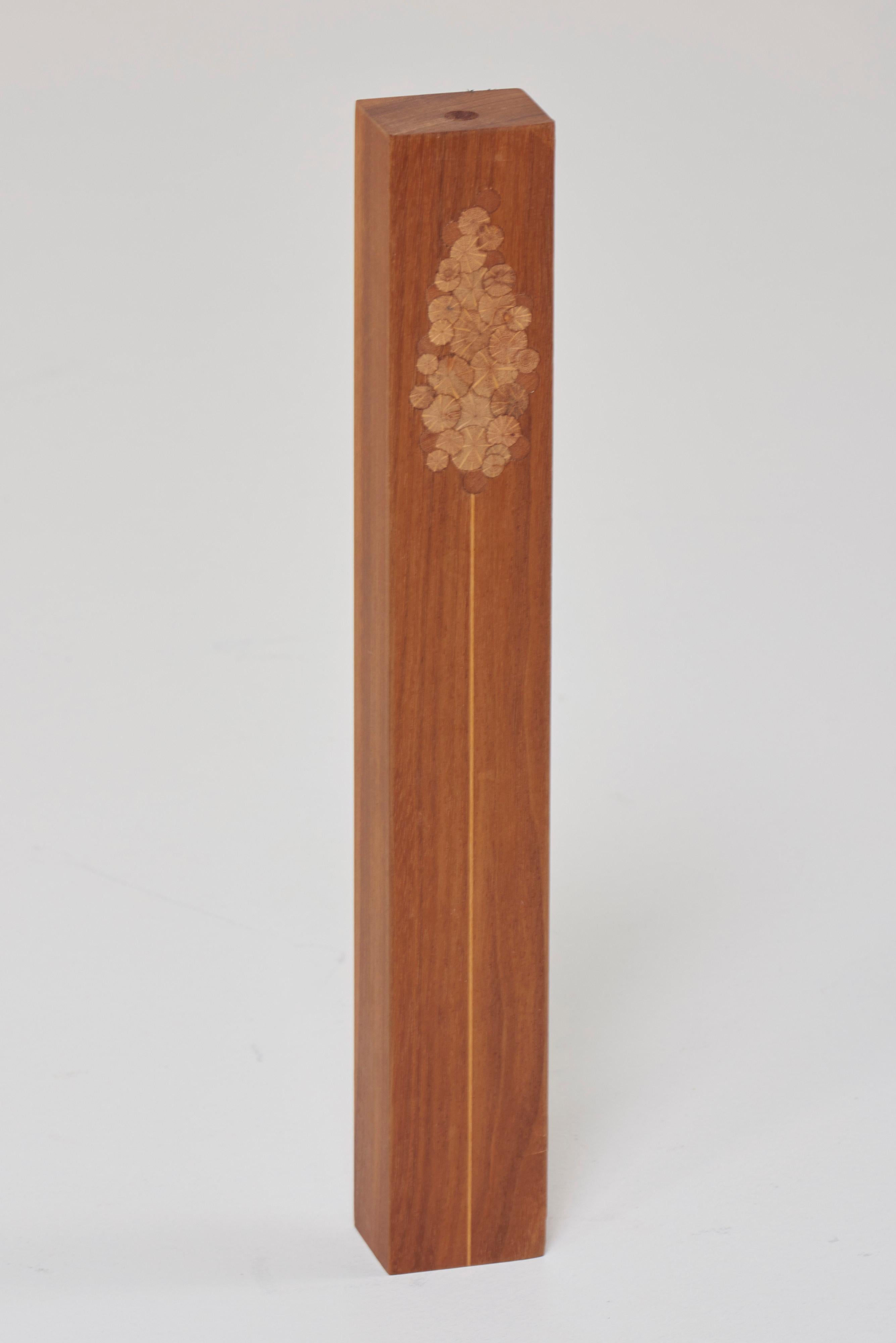 Set aus zwei Vasen des Holzarbeiters Roger Sloan, USA, 1970er Jahre (20. Jahrhundert) im Angebot