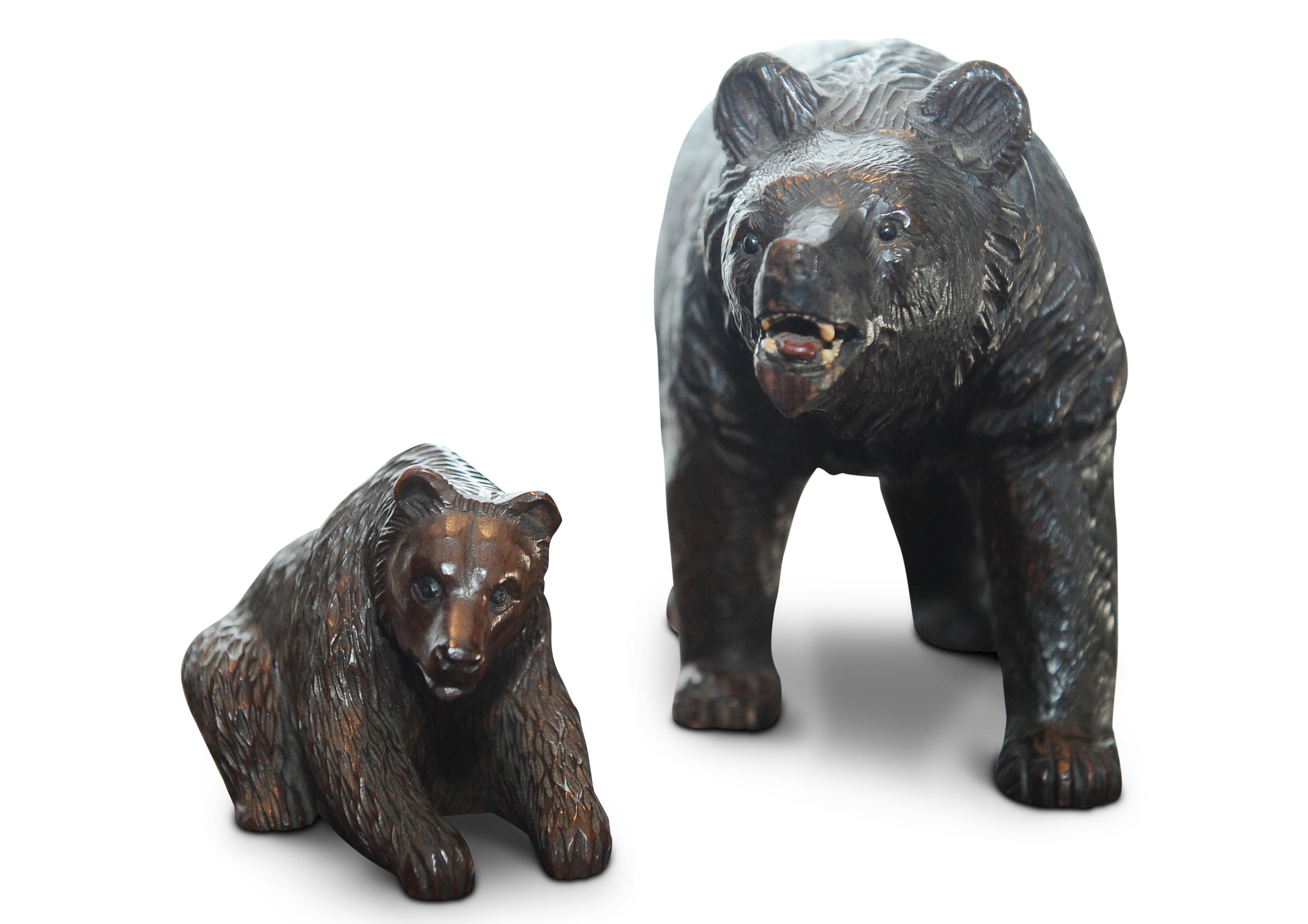 Late Victorian Set of Two Victorian Hand Carved & Hand Painted Black Forest Bear Figures For Sale