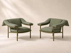 Conjunto de dos sillones de exterior Vidalenta Verde de Patricia Urquiola para Cassina