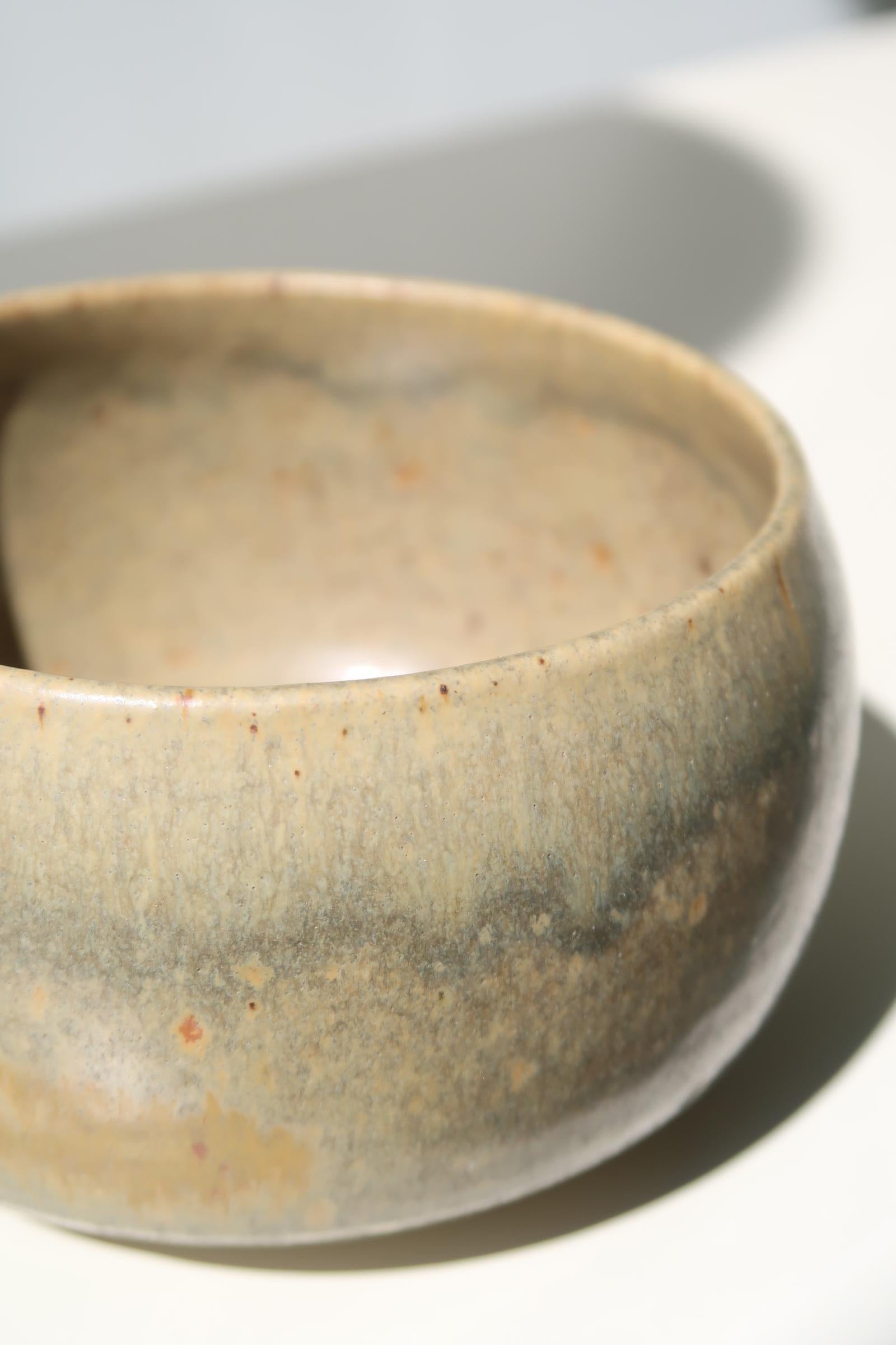 Set of Two Vintage Anne and Peter Stougaard Bornholm Danish Glazed Ceramic Bowls 3