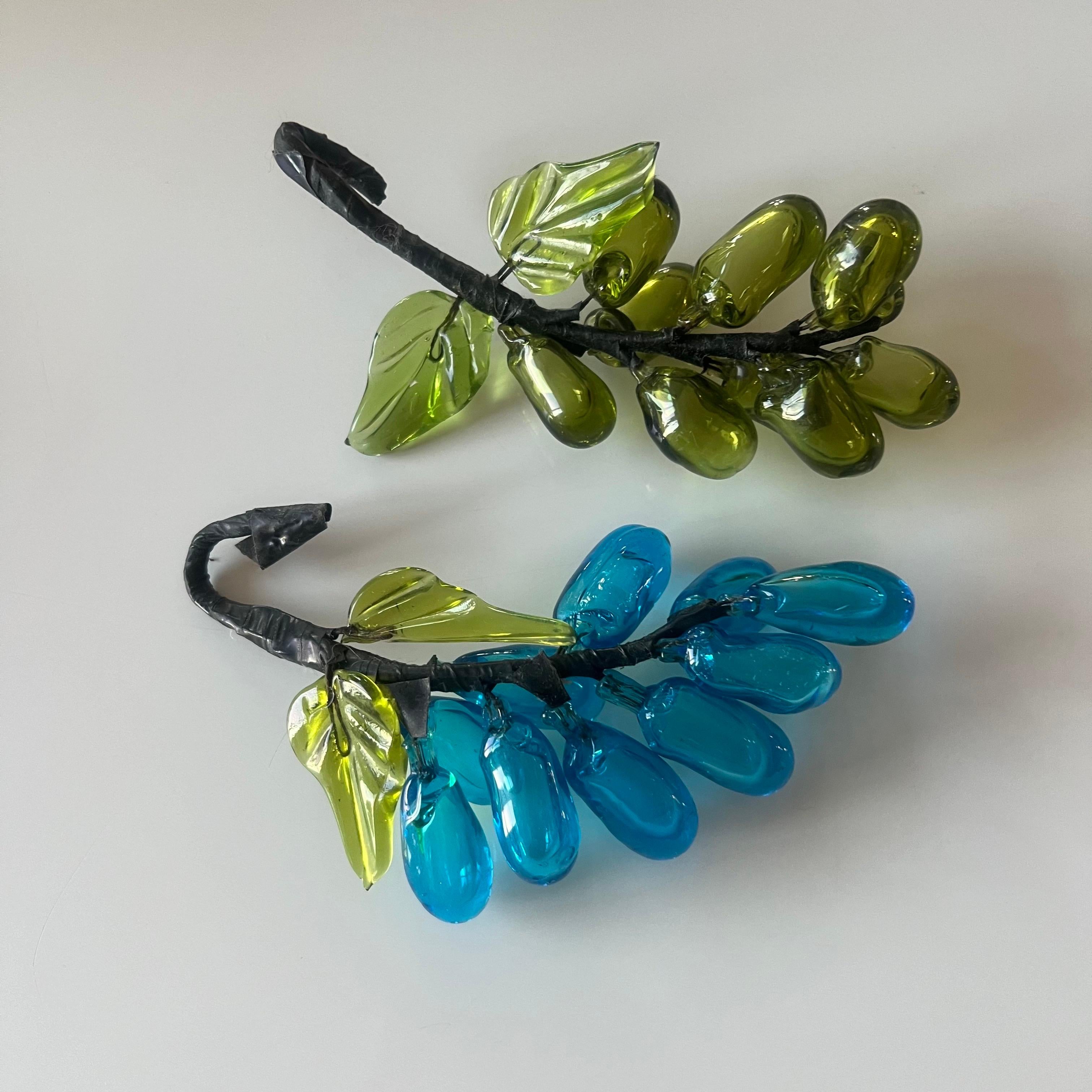 Set of Two Vintage Blown-Glass Grape Clusters For Sale 1